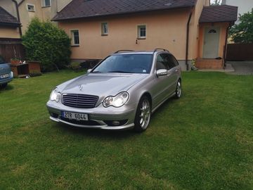 32 AMG