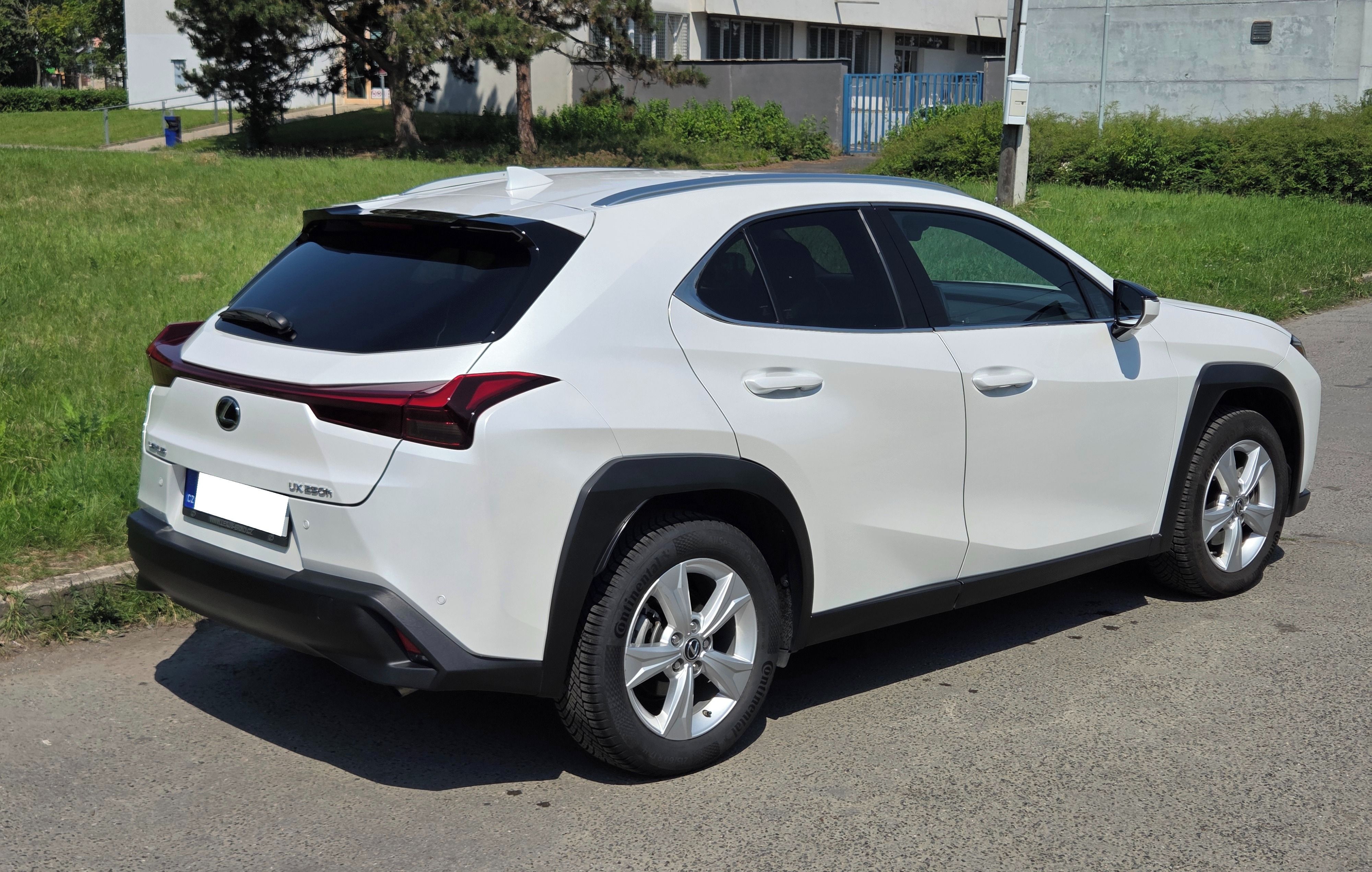 Lexus UX 250h, Lexus UX 250h Business Edition - fotka 3