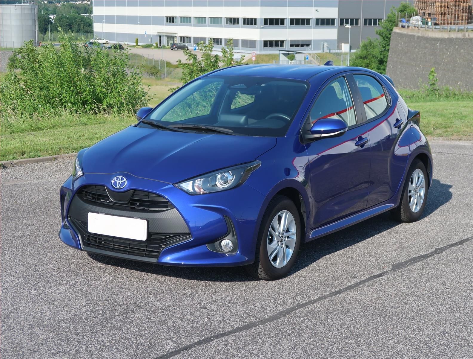 Toyota Yaris, 1.5 VVT-i Hybrid, Záruka - fotka 2