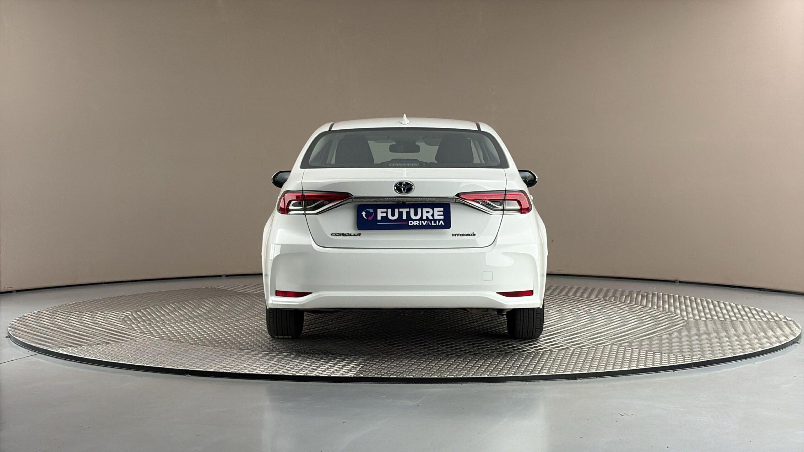 Toyota Corolla, 1.8 Hybrid AUT Active Sedan - fotka 5