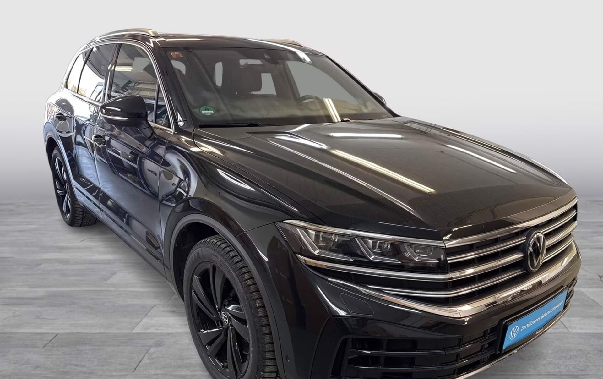 Volkswagen Touareg, eHybrid Elegance Pano Vzduch - fotka 2