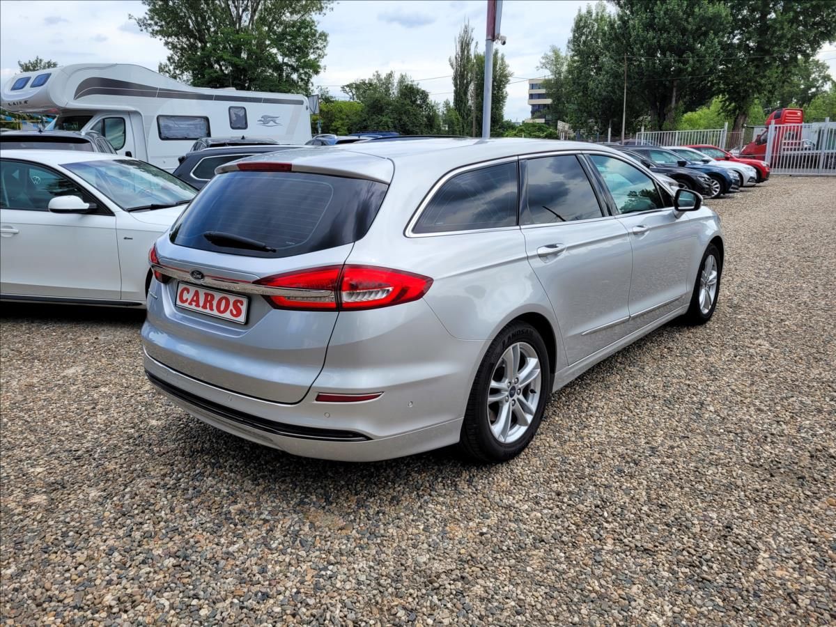 Ford Mondeo, 2,0 DA,Limited,xenon,navi,výhř - fotka 6