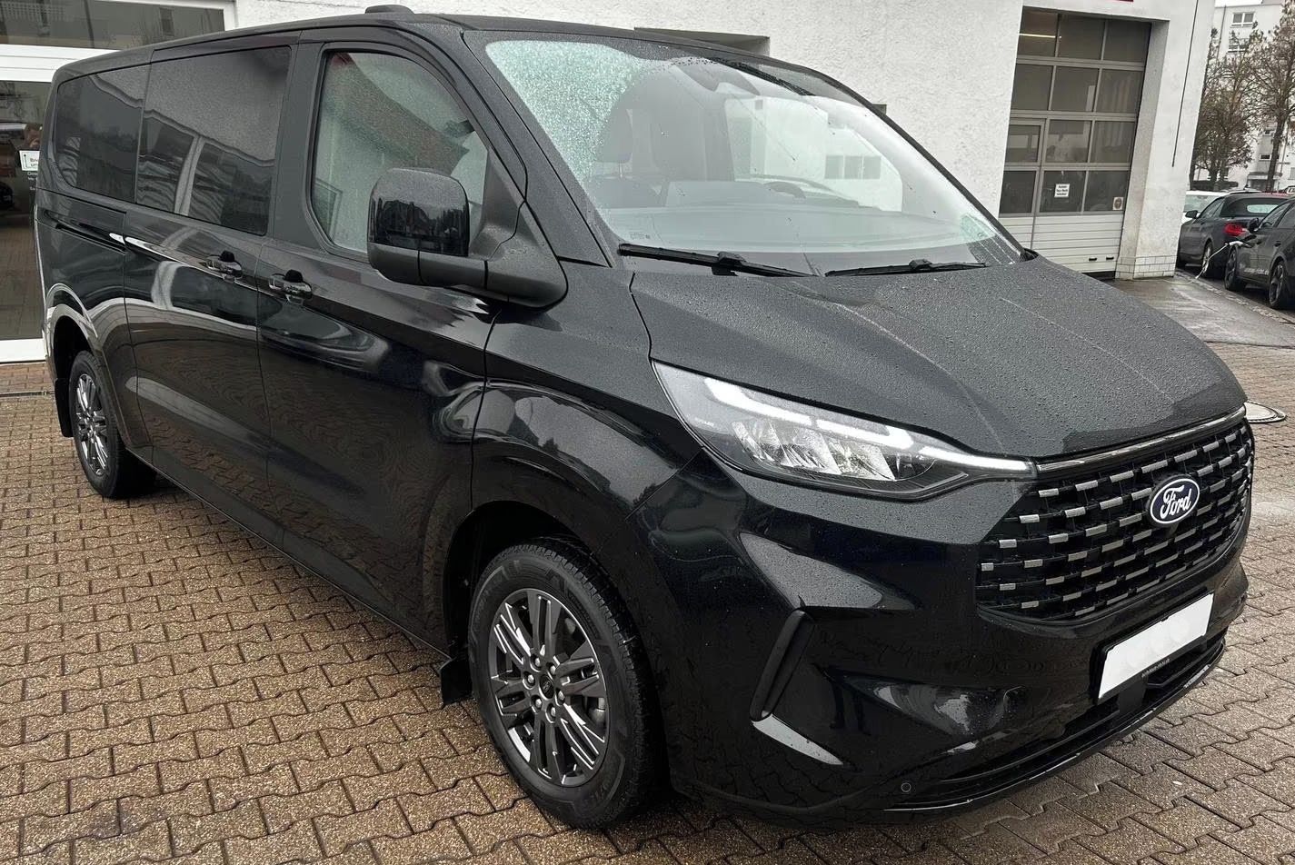 Ford Tourneo Custom, 2.0TDCi Titanium L2 Aut. - fotka 4