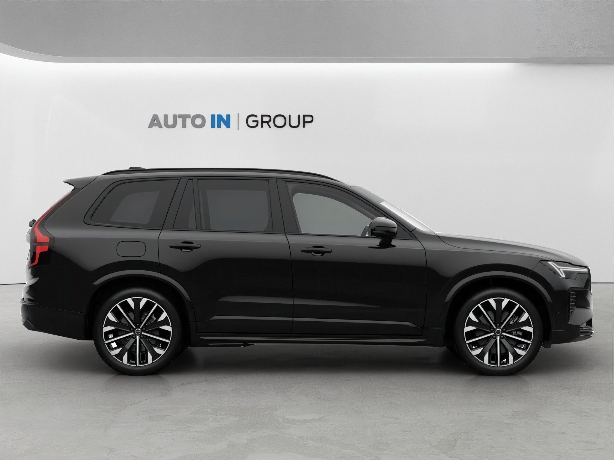 Volvo XC90, PLUS B5,HUD,vzduch.odpr.,PANO - fotka 6