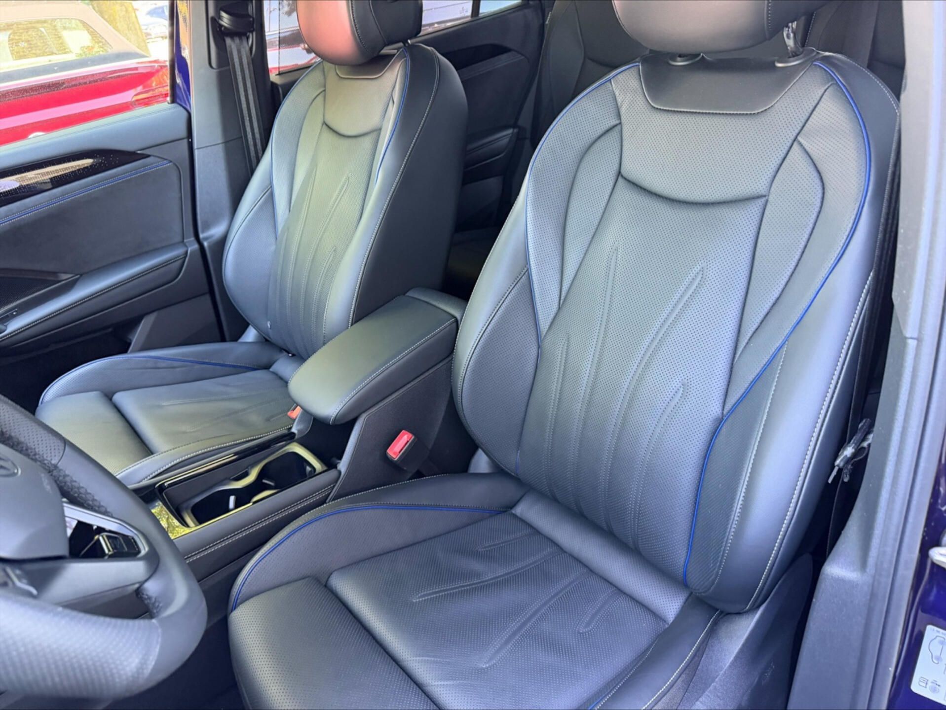 Volkswagen Tayron, TSI 195kW 4x4 Pano DCC HuD 360 - fotka 6
