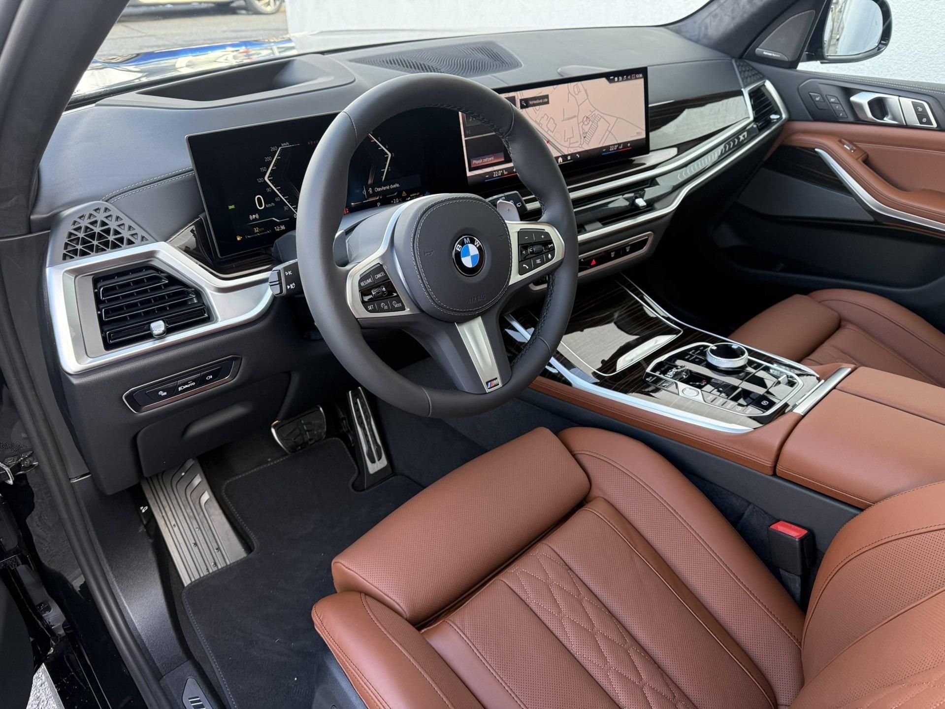 BMW X7, X7 xDrive40d - fotka 5