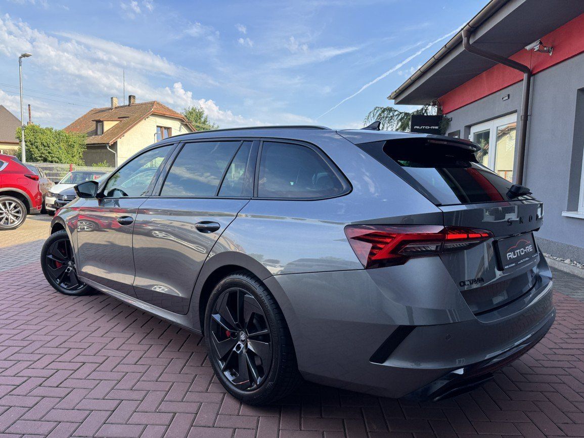 Škoda Octavia, RS 2.0TSi DSG LED Webasto Pano - fotka 3