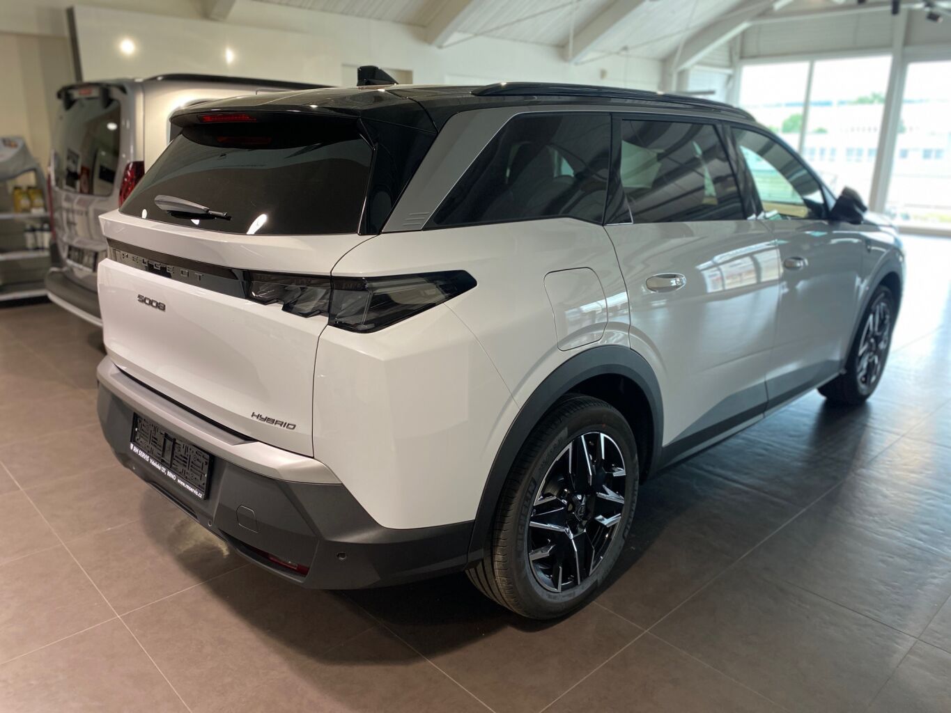 Peugeot 5008, GT Hybrid 145 e-DCS6- - KAMERY - fotka 5