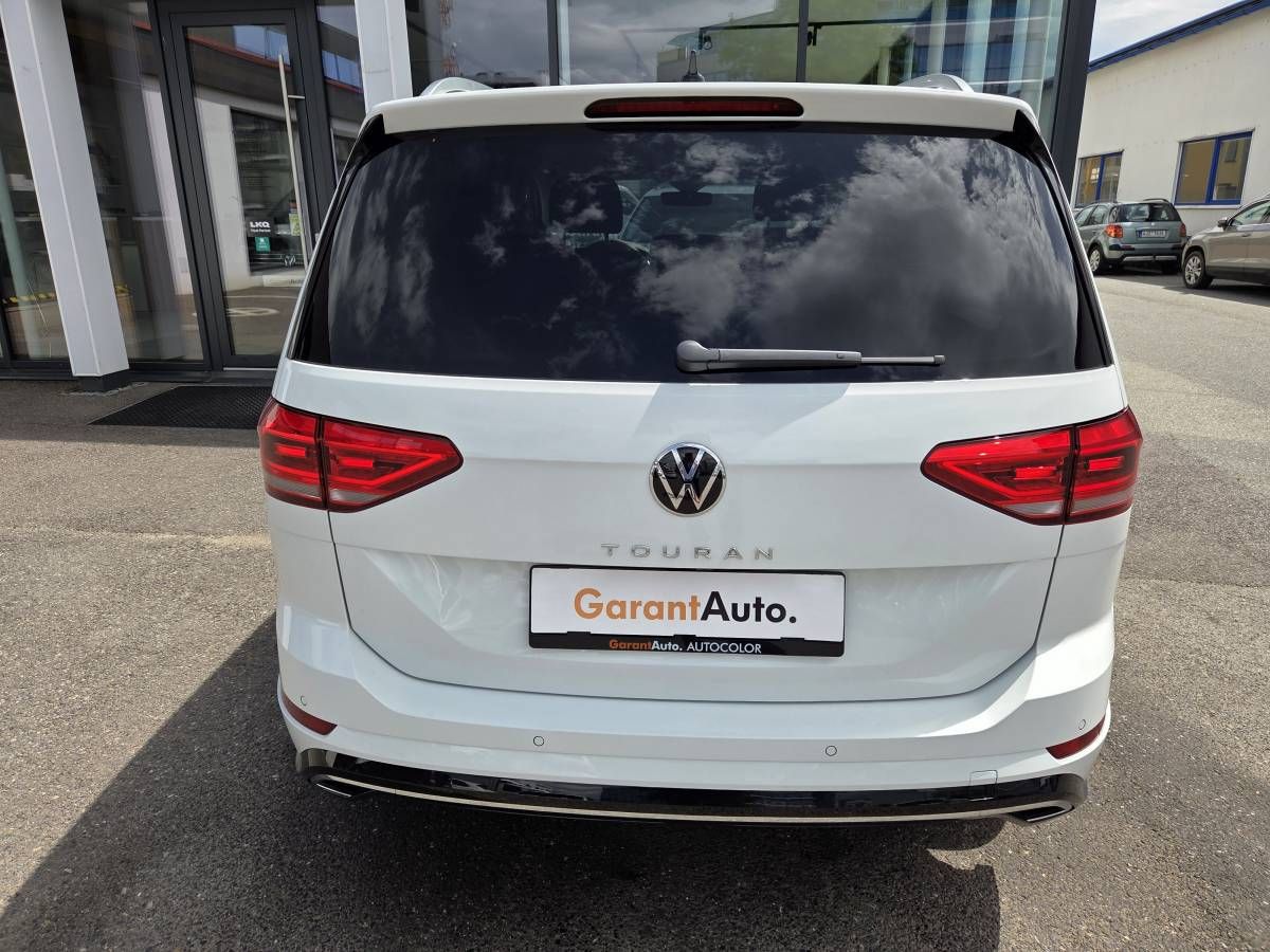 Volkswagen Touran, 1.5 TSI DSG7 R-Line 7 míst - fotka 4