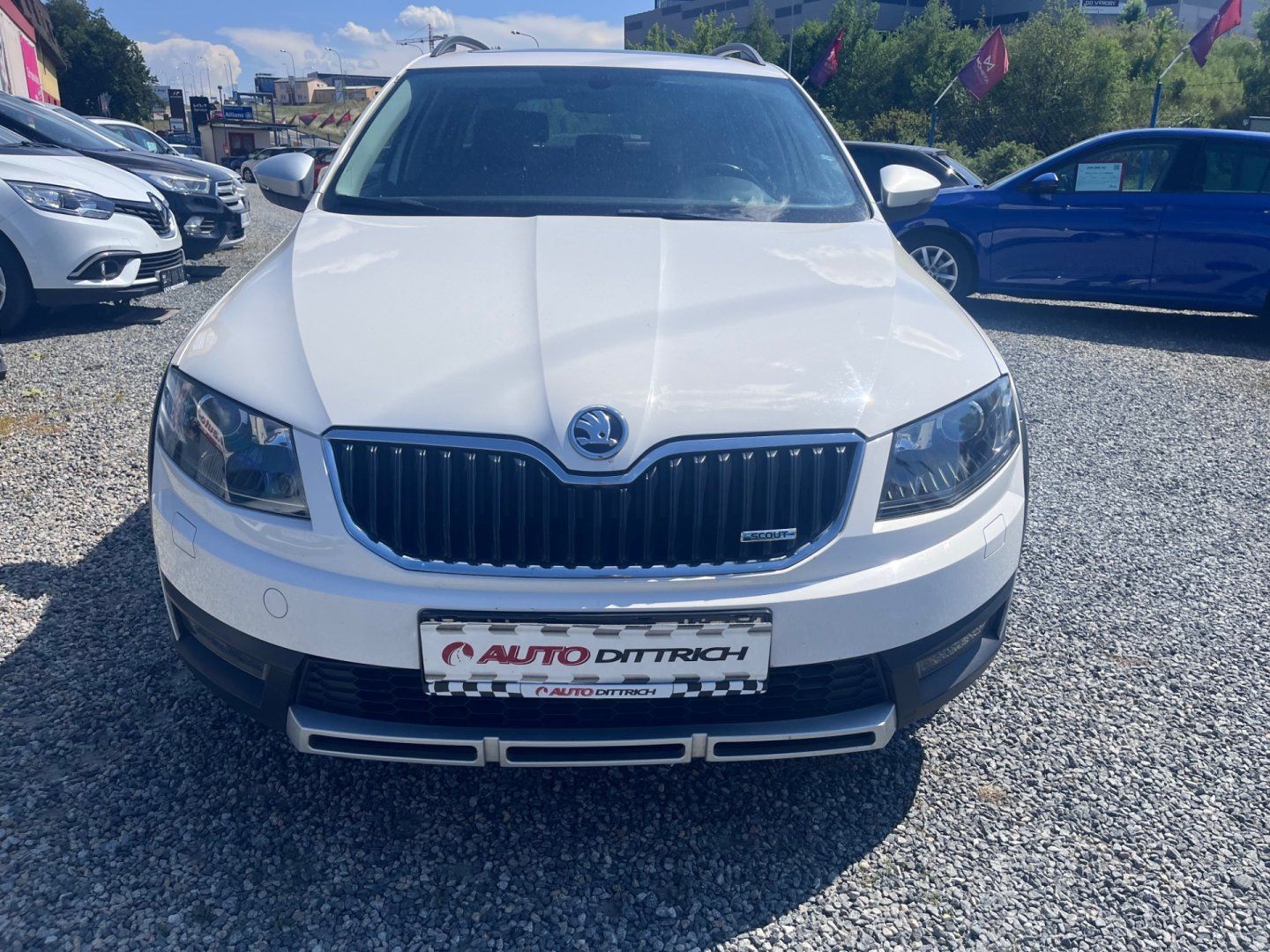 Škoda Octavia, 2.0 TDi 4X4 SCOUT - fotka 3