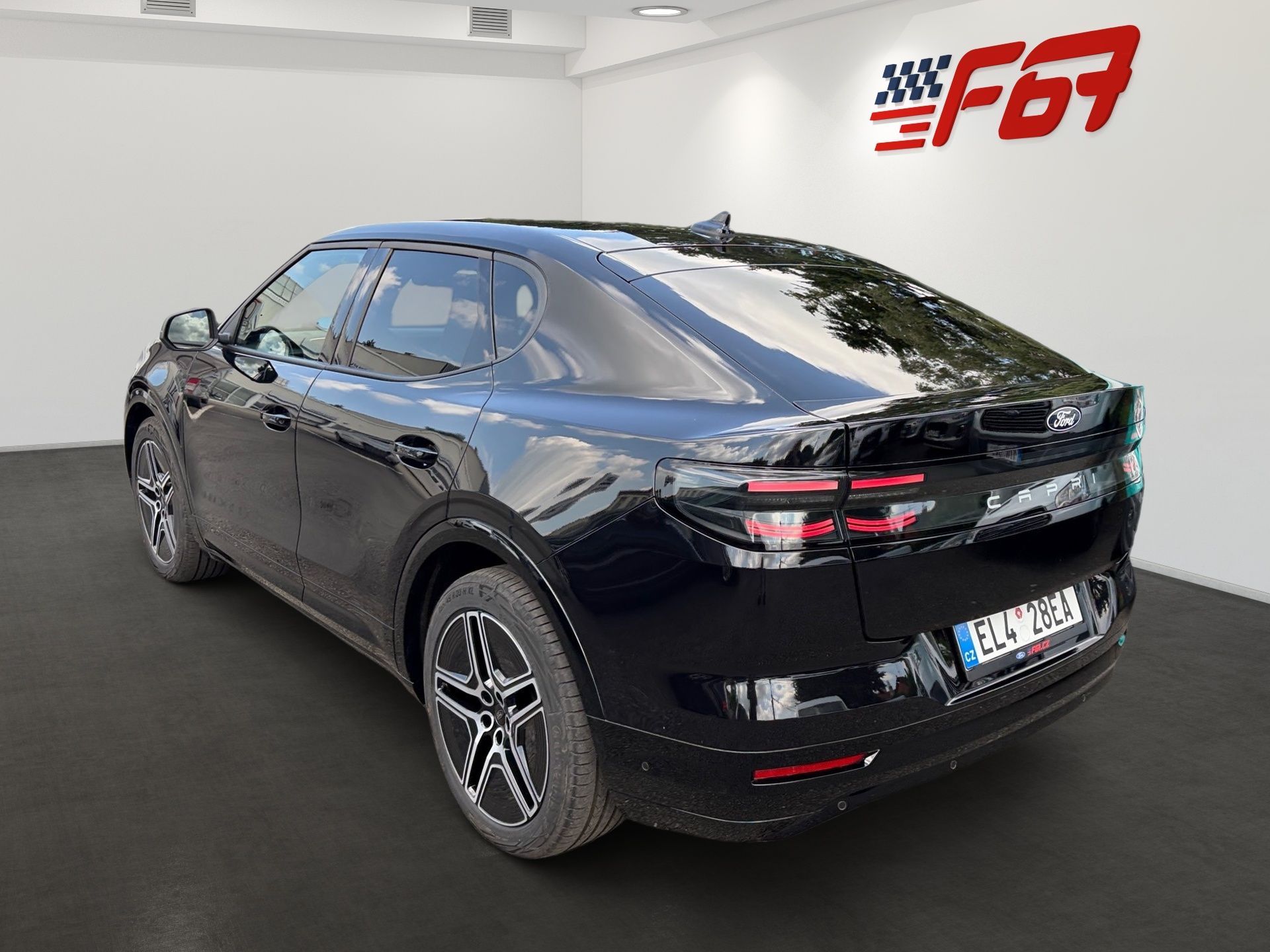 Ford Capri, CZ AWD PREMIUM TOP VÝBAVA ZÁRU - fotka 4
