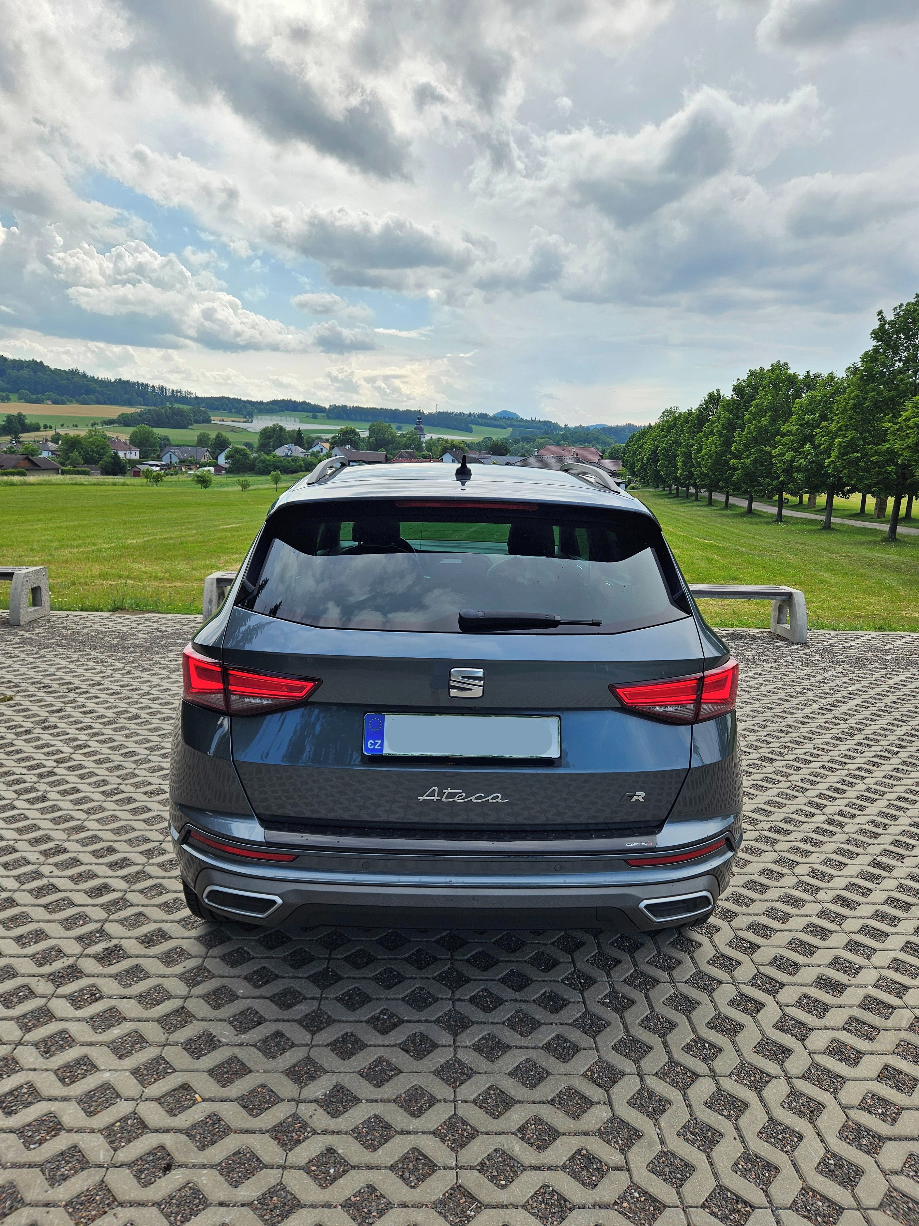 Seat Ateca, FR 1.5 TSI DSG 110KW 63TKM - fotka 4