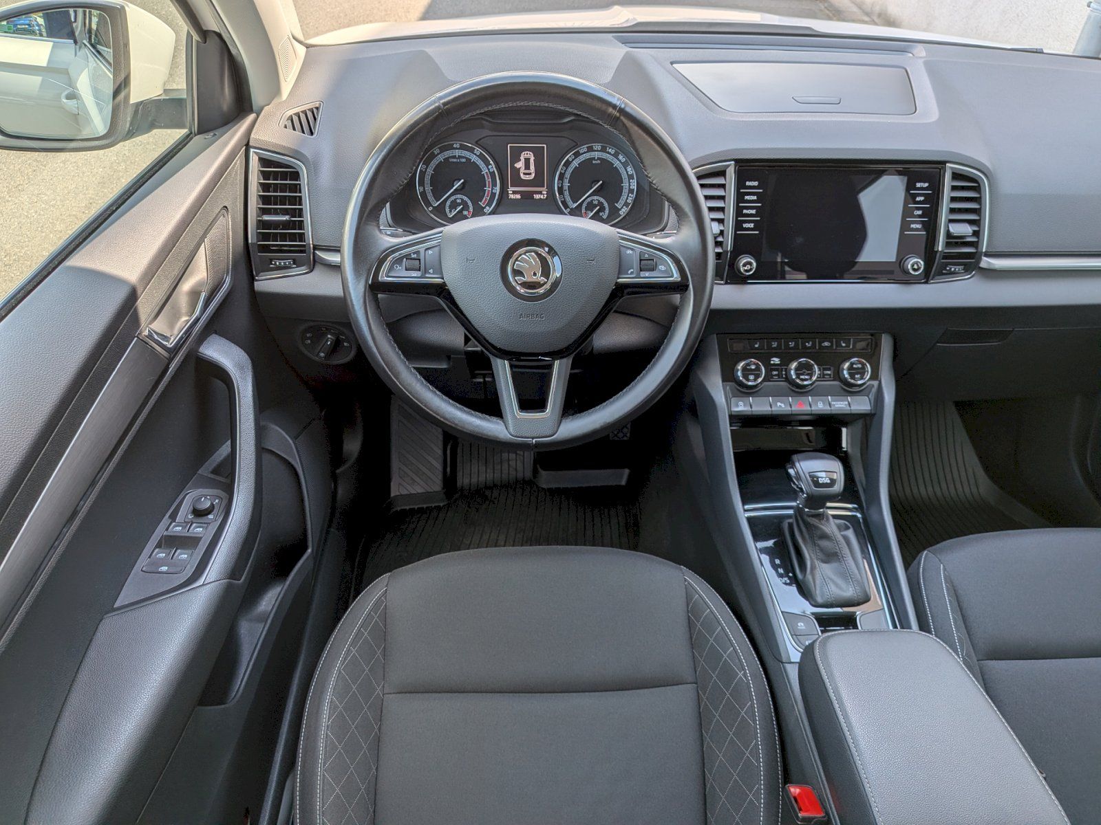 Škoda Karoq, AMB 1.5 TSI / 110kW /A7F - fotka 5