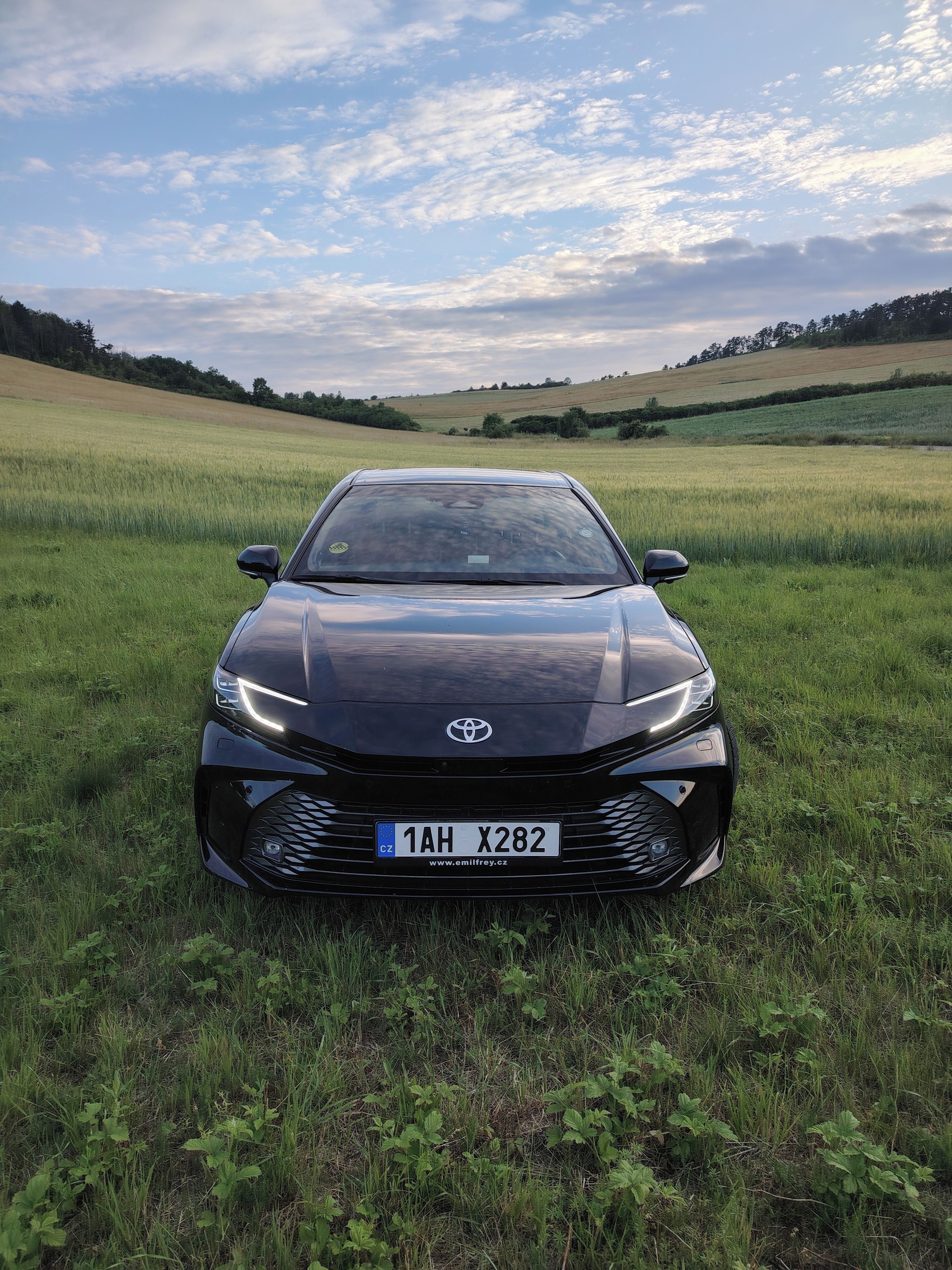 Toyota Camry, Toyota Camry 2.5 Executive - fotka 2
