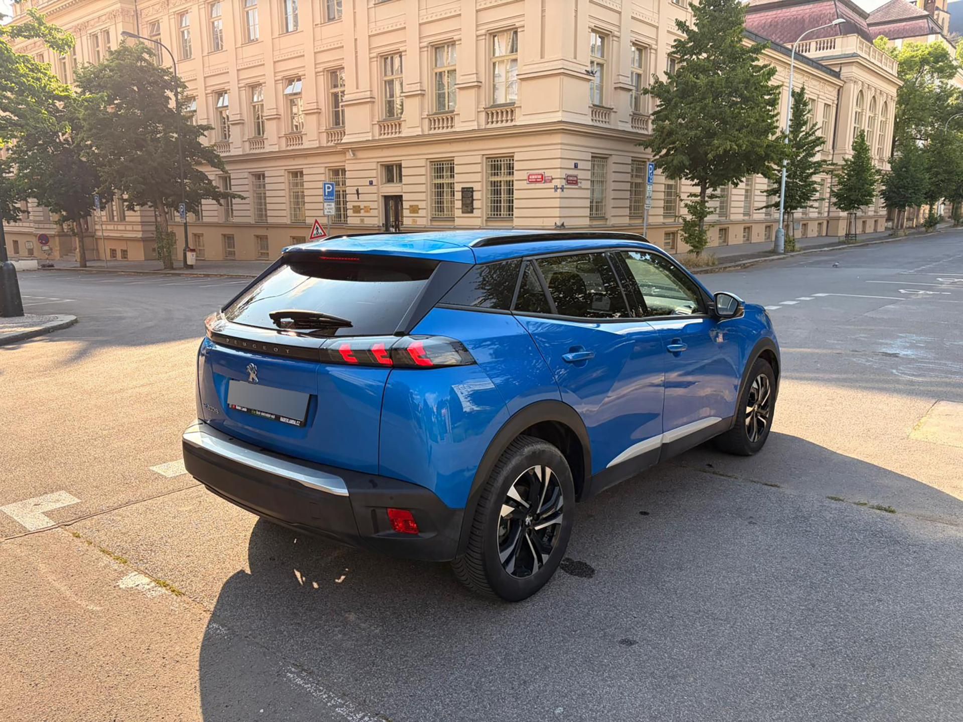 Peugeot 2008, e-2008 Allure Pack - fotka 2