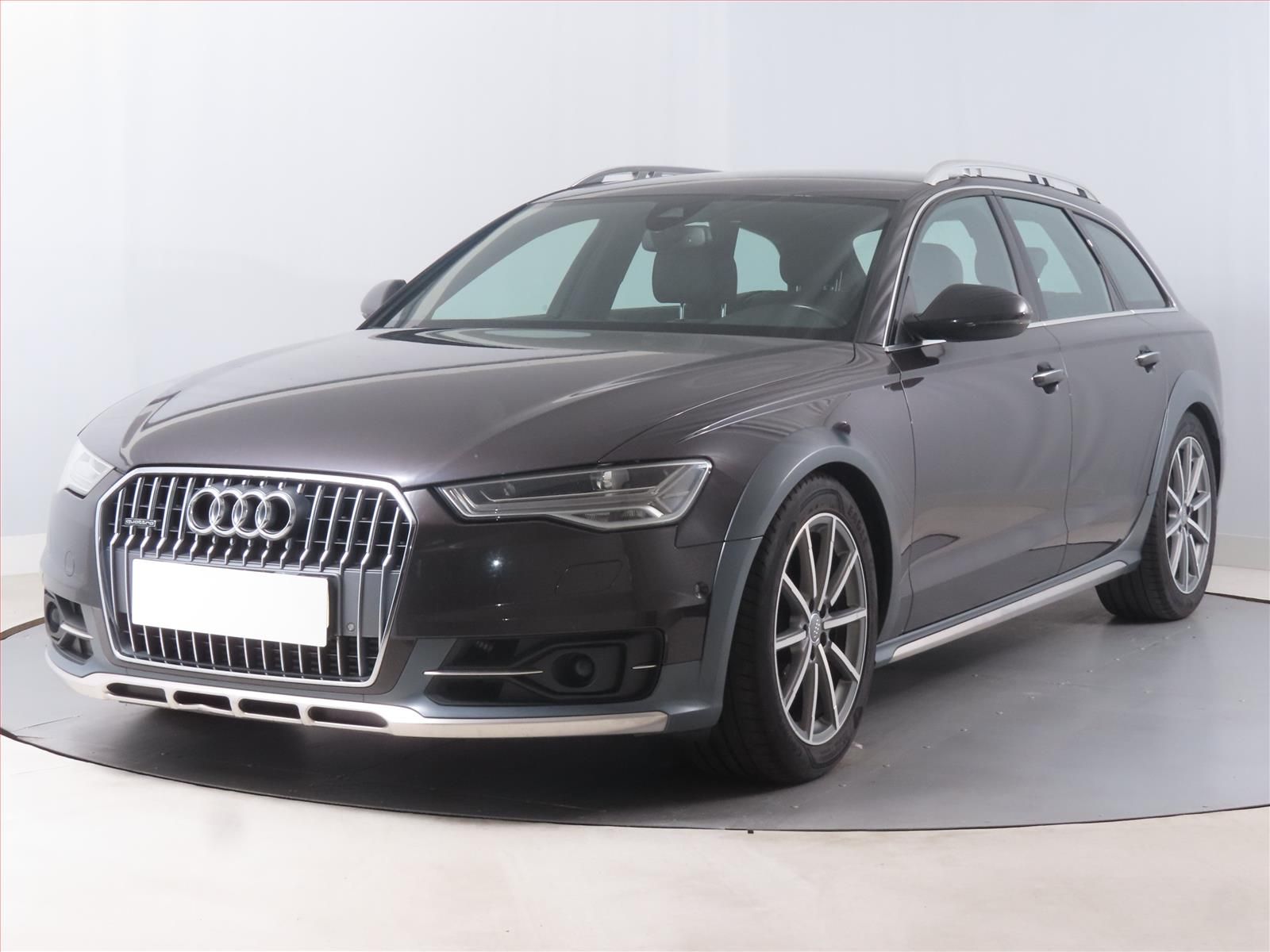 Audi A6 allroad, 3.0 TDI, 4X4, Automat - fotka 2
