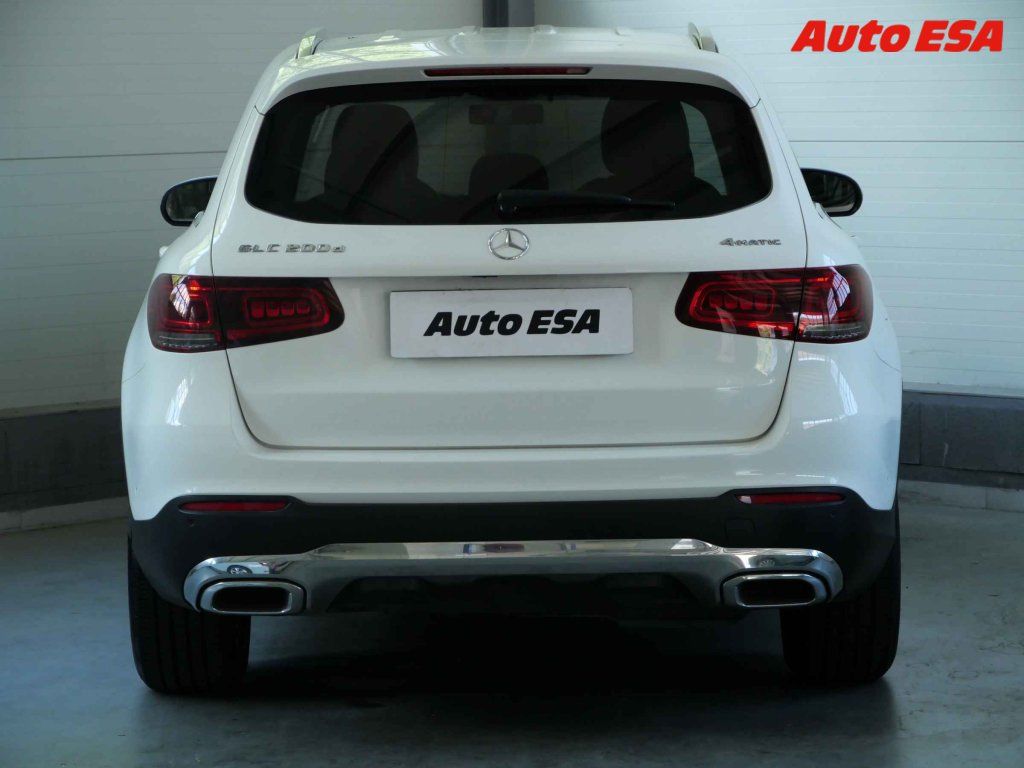 Mercedes-Benz GLC, 2.0,2.maj,ČR - fotka 5