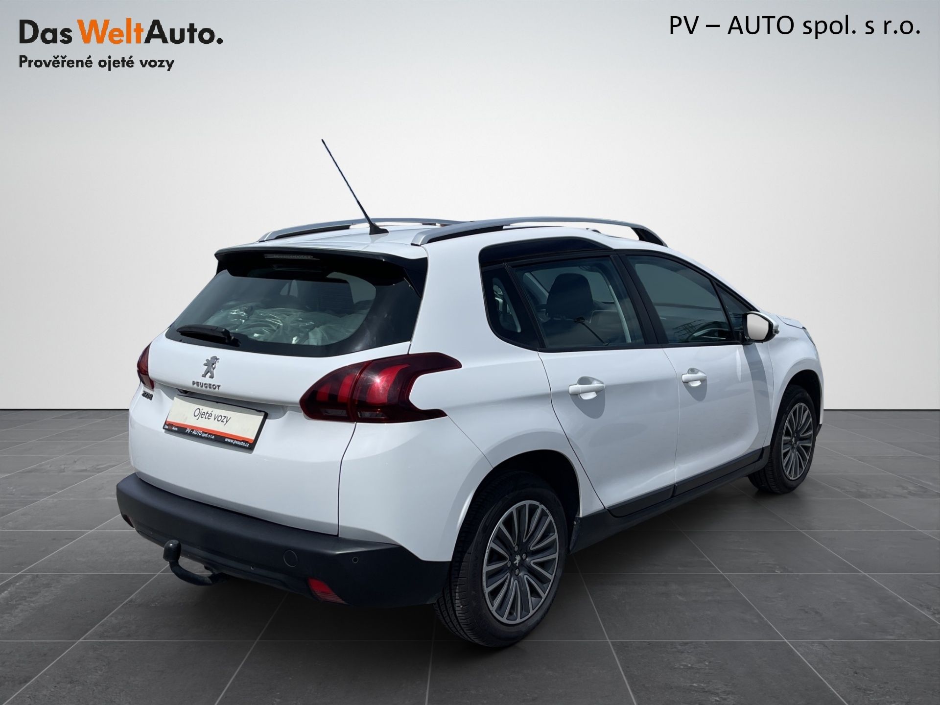 Peugeot 2008, 1.2i 60 kW PureTech Active - fotka 2
