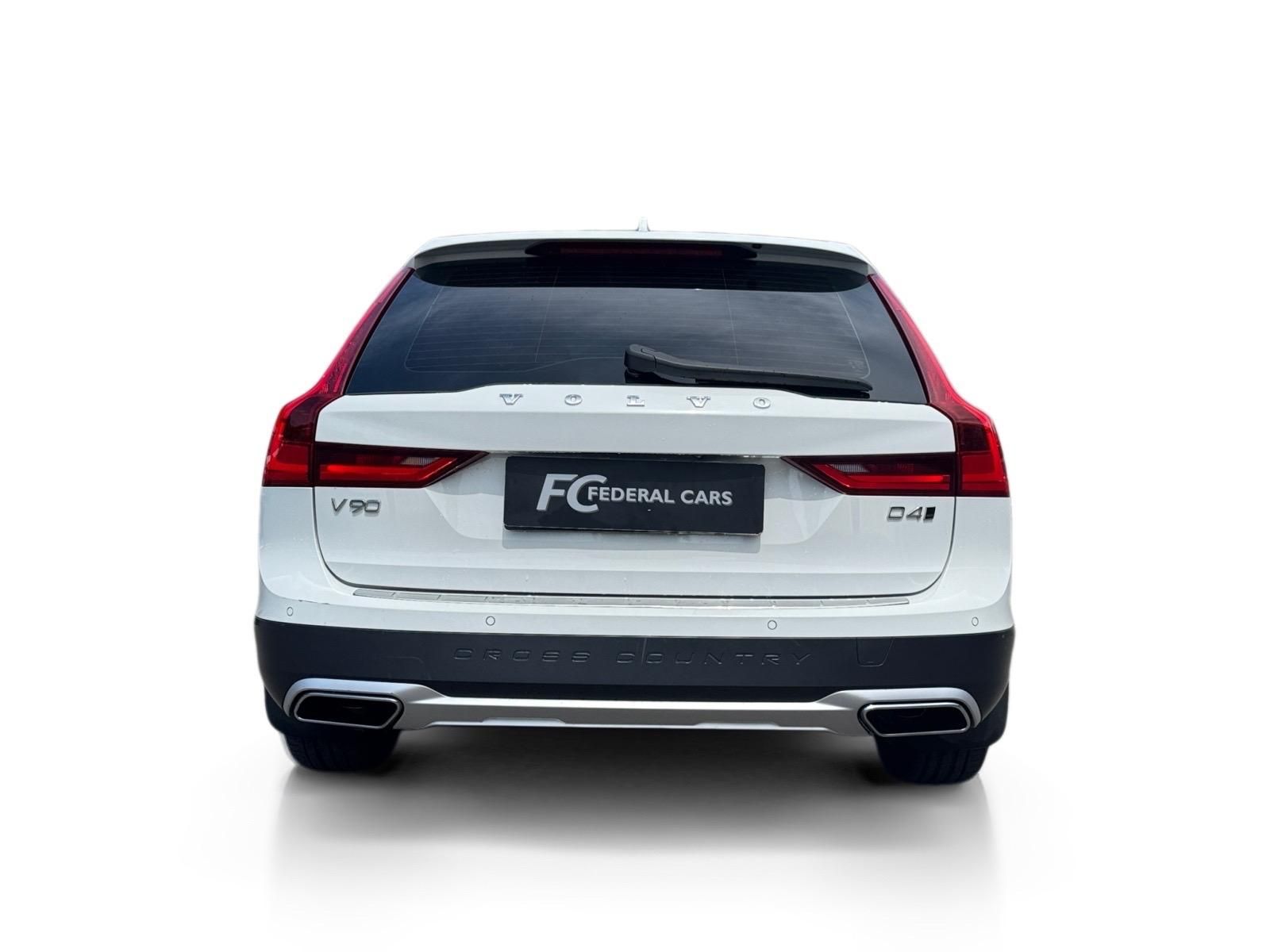 Volvo V90, CC D4 AWD // TZ // pneu // - fotka 4
