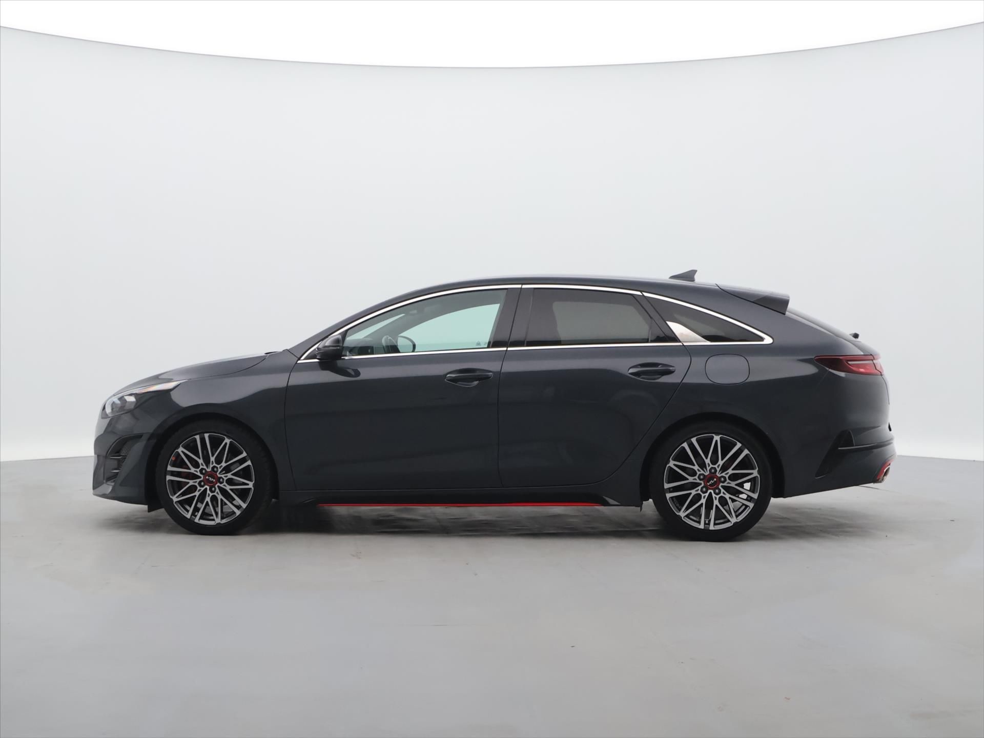 Kia ProCeed, 1,6 T-GDi 150kW GT DCT CZ DPH - fotka 4