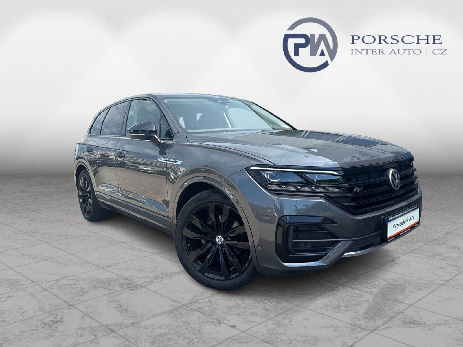 Volkswagen Touareg, R-Line 3.0TDI 210kW A8 4x4 - fotka 6