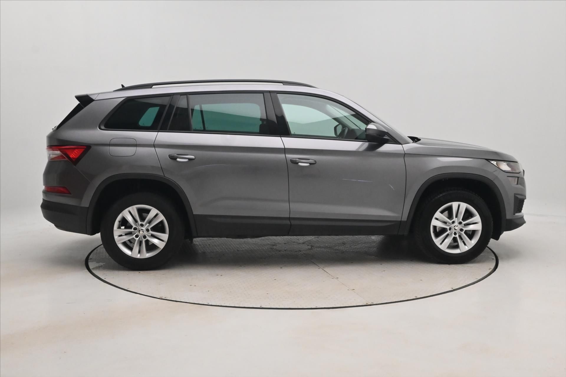 Škoda Kodiaq, 2,0 TDI 110kW DSG Business Zár - fotka 4