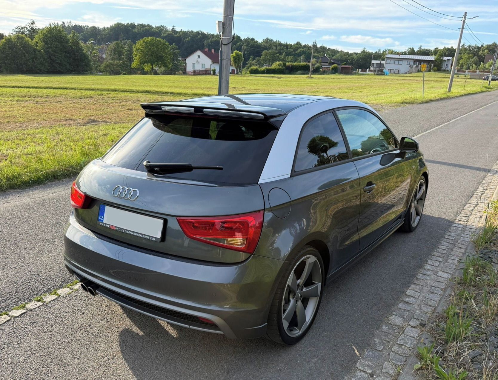 Audi A1, 1.4TFSi 90kW SLINE PANORAMA - fotka 3