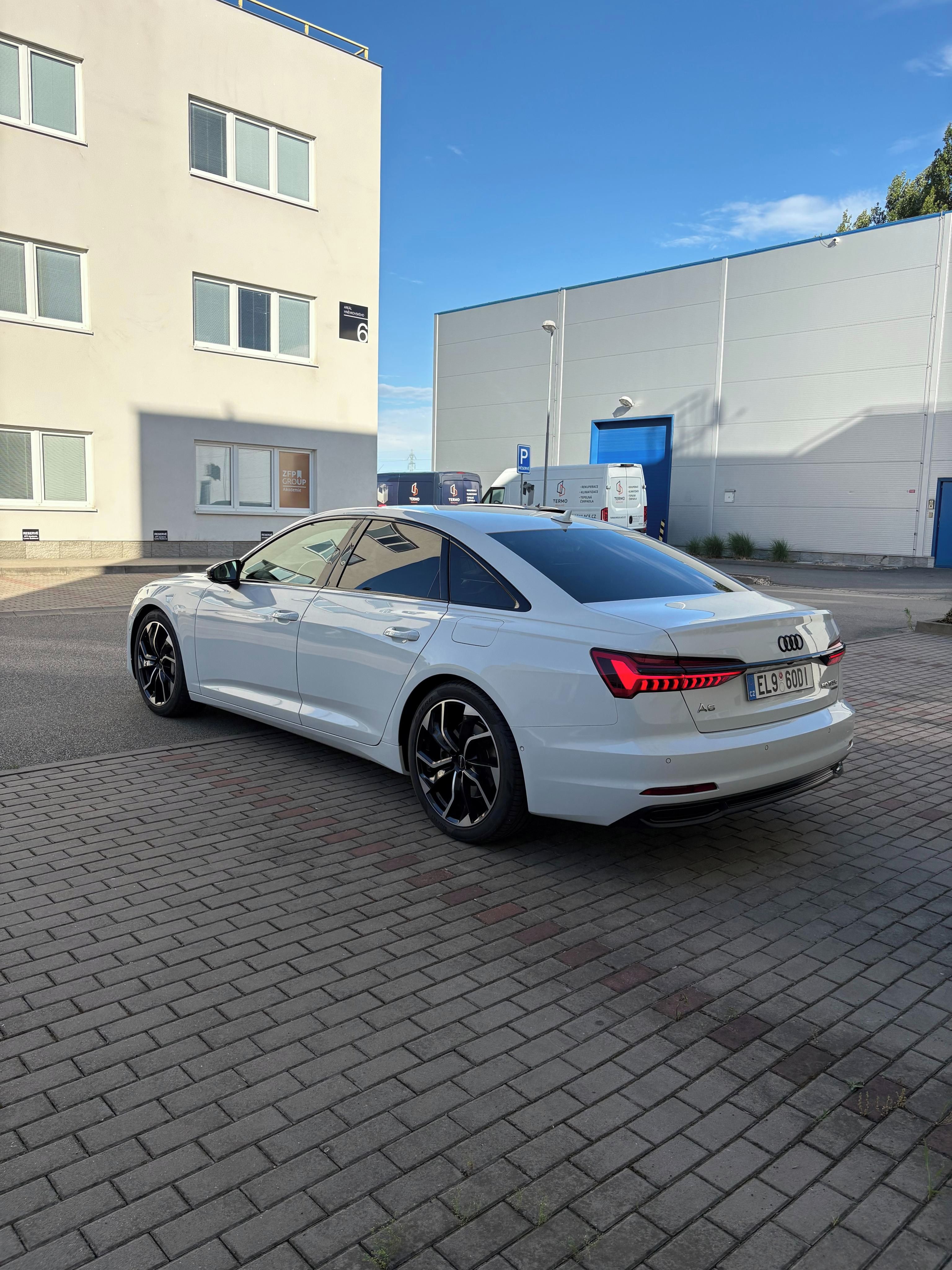 Audi A6, 50TFSI e QUATTRO HD Matrix LED - fotka 2