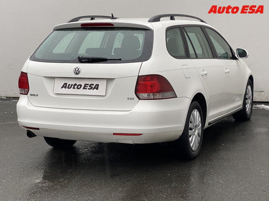 Volkswagen Golf, 1.6 TDi,Trendline,AC - fotka 4
