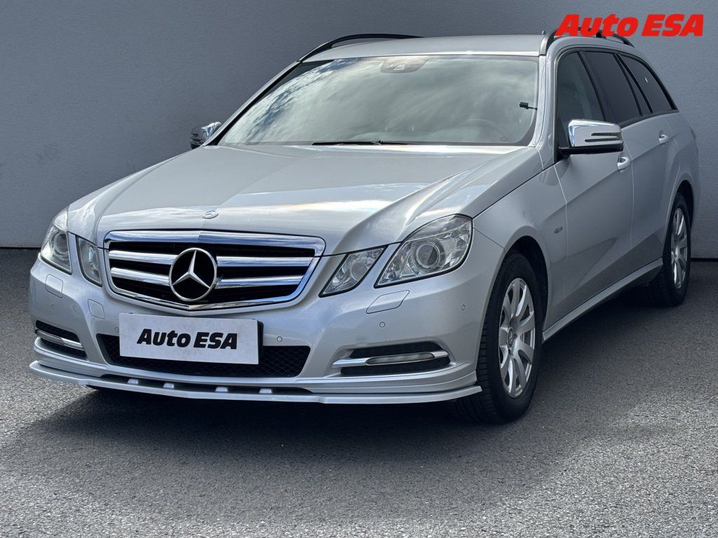 Mercedes-Benz Třídy E, 2.2 CDi E250,AT,bixen,+ALU - fotka 3
