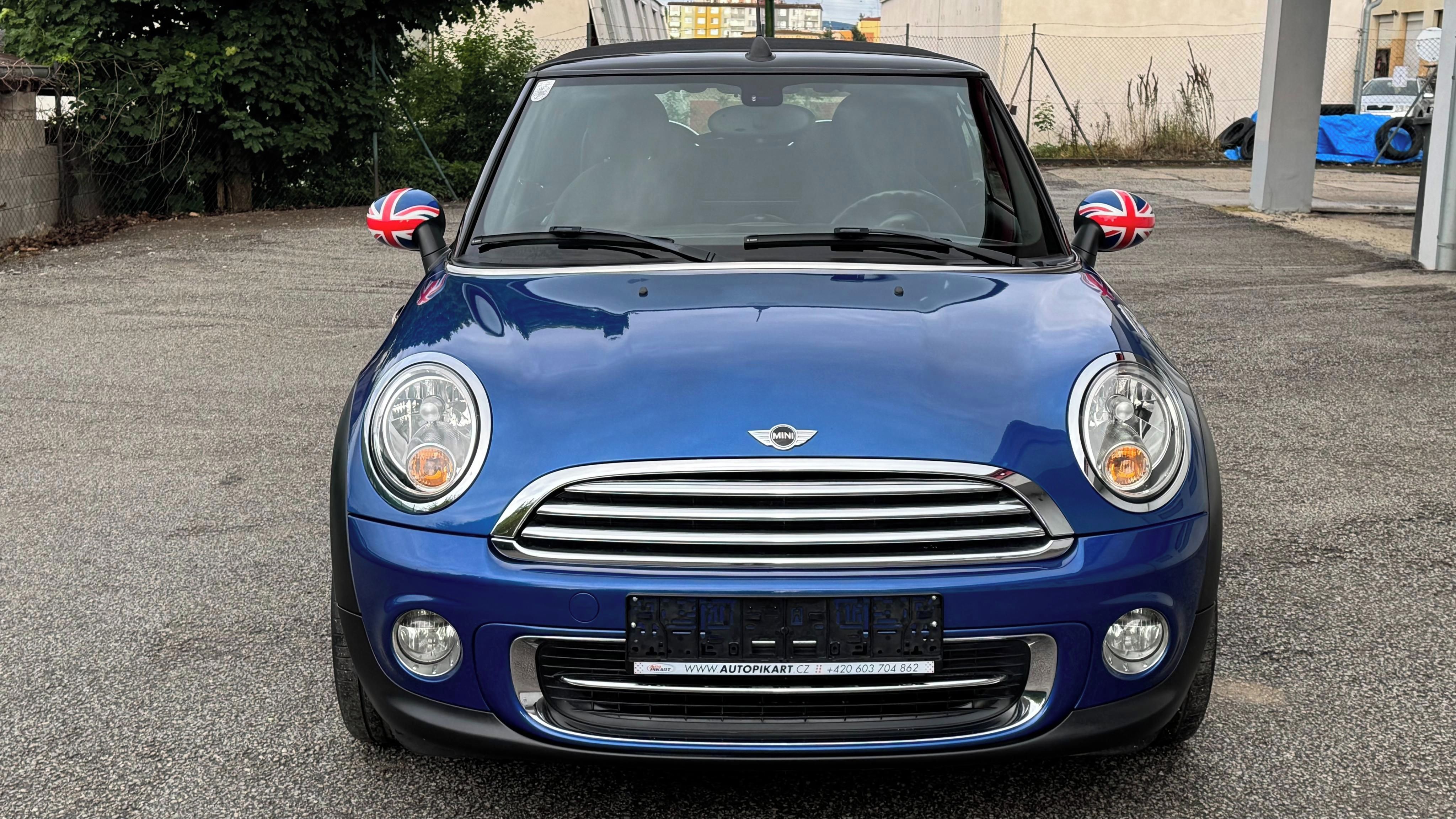 Mini Cooper, 1,6i 90kW, cabrio, el.střecha - fotka 2