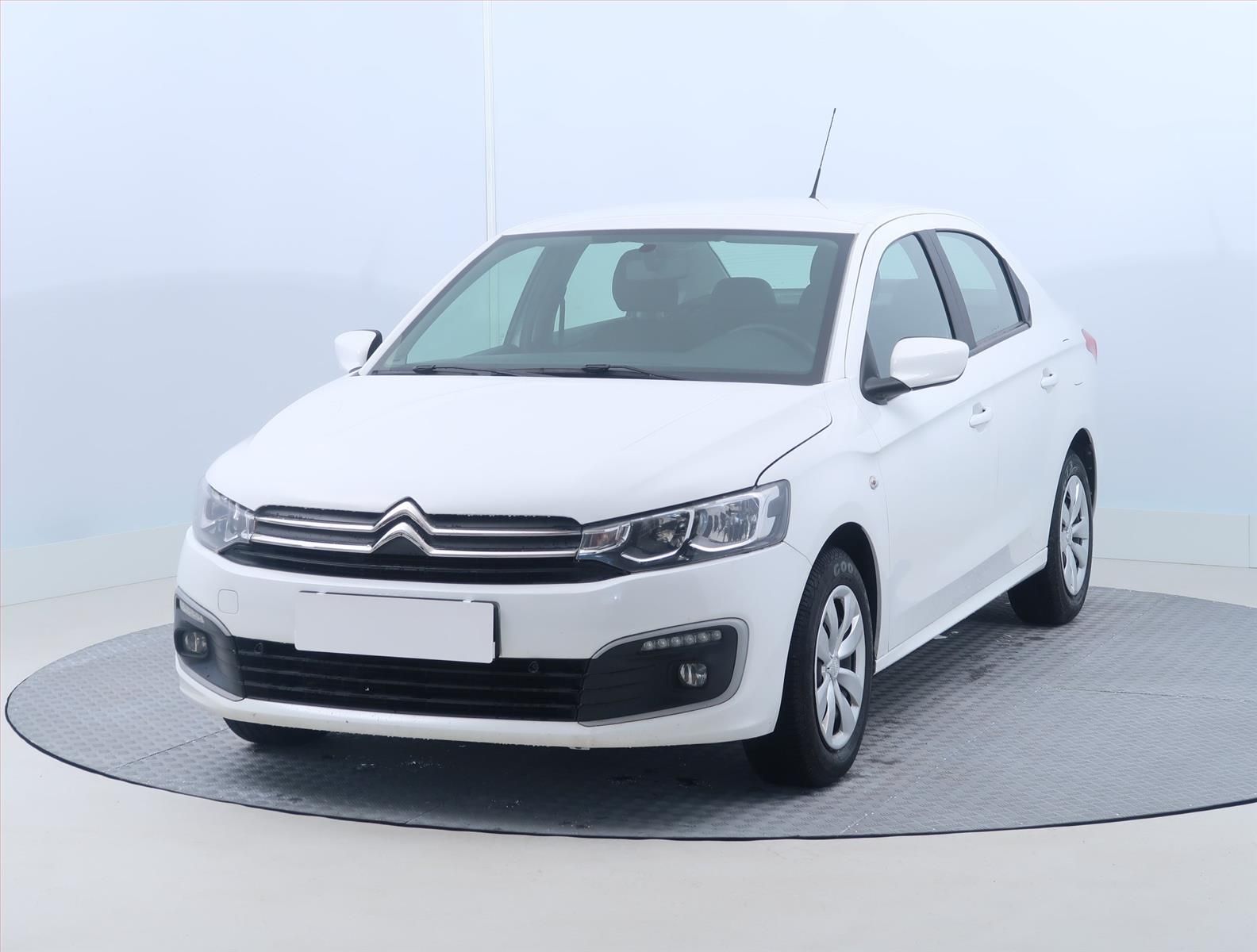 Citroën C-Elysée, 1.2 PureTech, Tendance, ČR - fotka 2