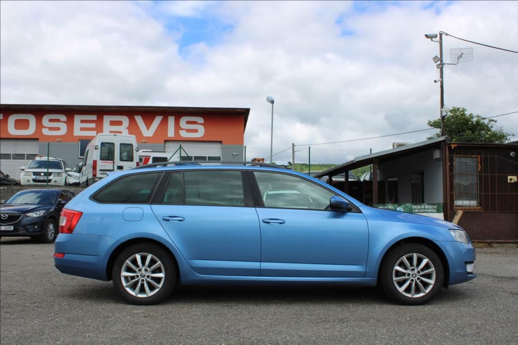 Škoda Octavia, 1,4 TSi  1.maj., ČR, CNG, TOP - fotka 4