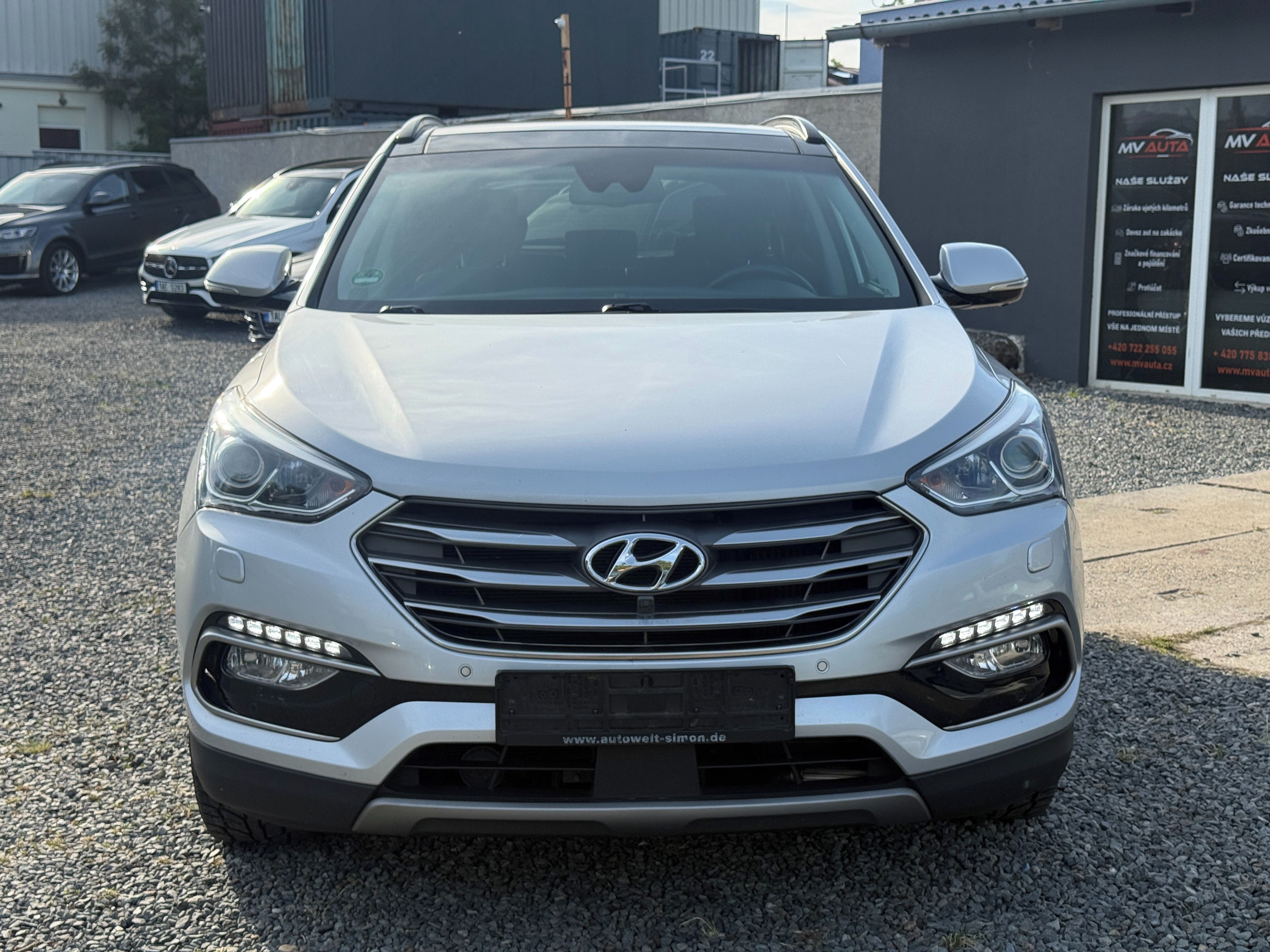 Hyundai Santa Fe, 2.2 CRDI automat, Top výbava - fotka 3