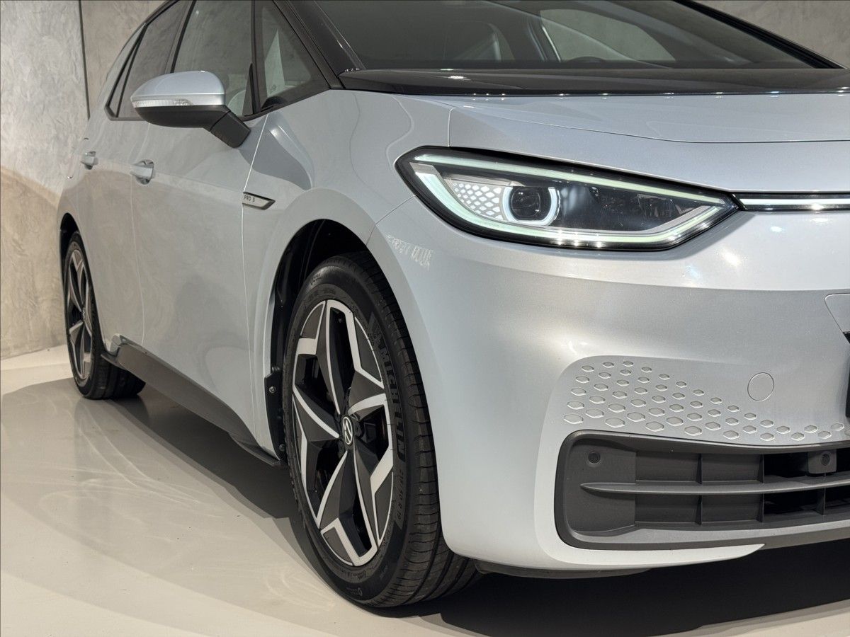 Volkswagen ID.3, Pro S 82kWh IQ Light Assist - fotka 6