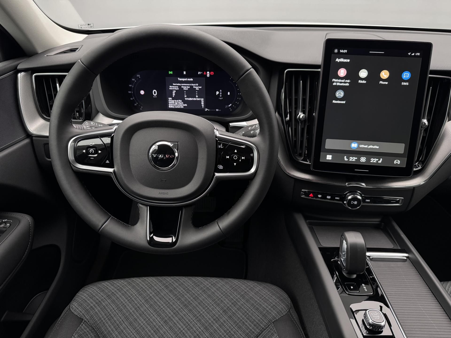 Volvo XC60, B5 AWD AUT ESSENTIAL - fotka 3