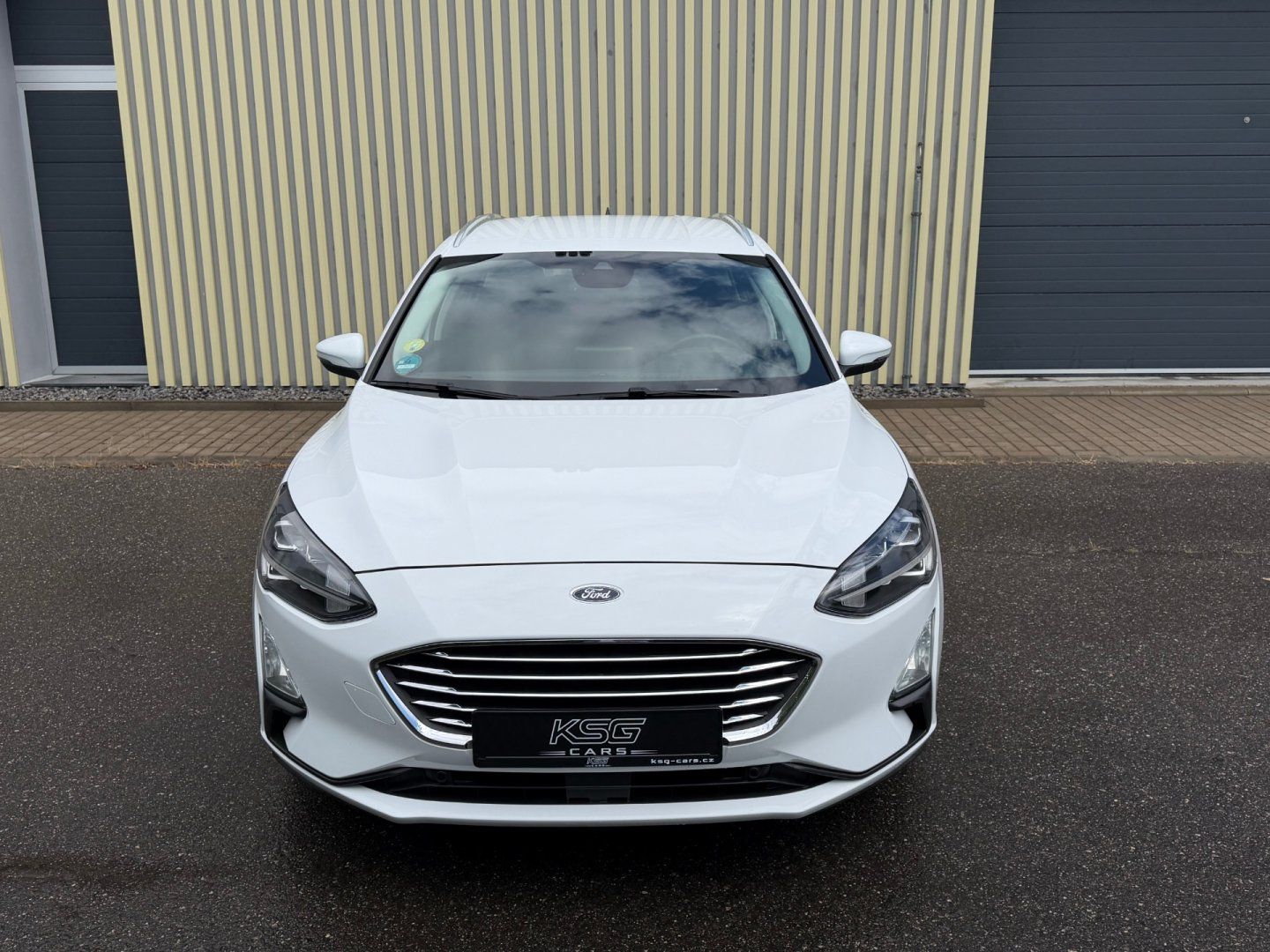 Ford Focus, Com. 1.5TDCi 88kW TITANIUM!1.m - fotka 3