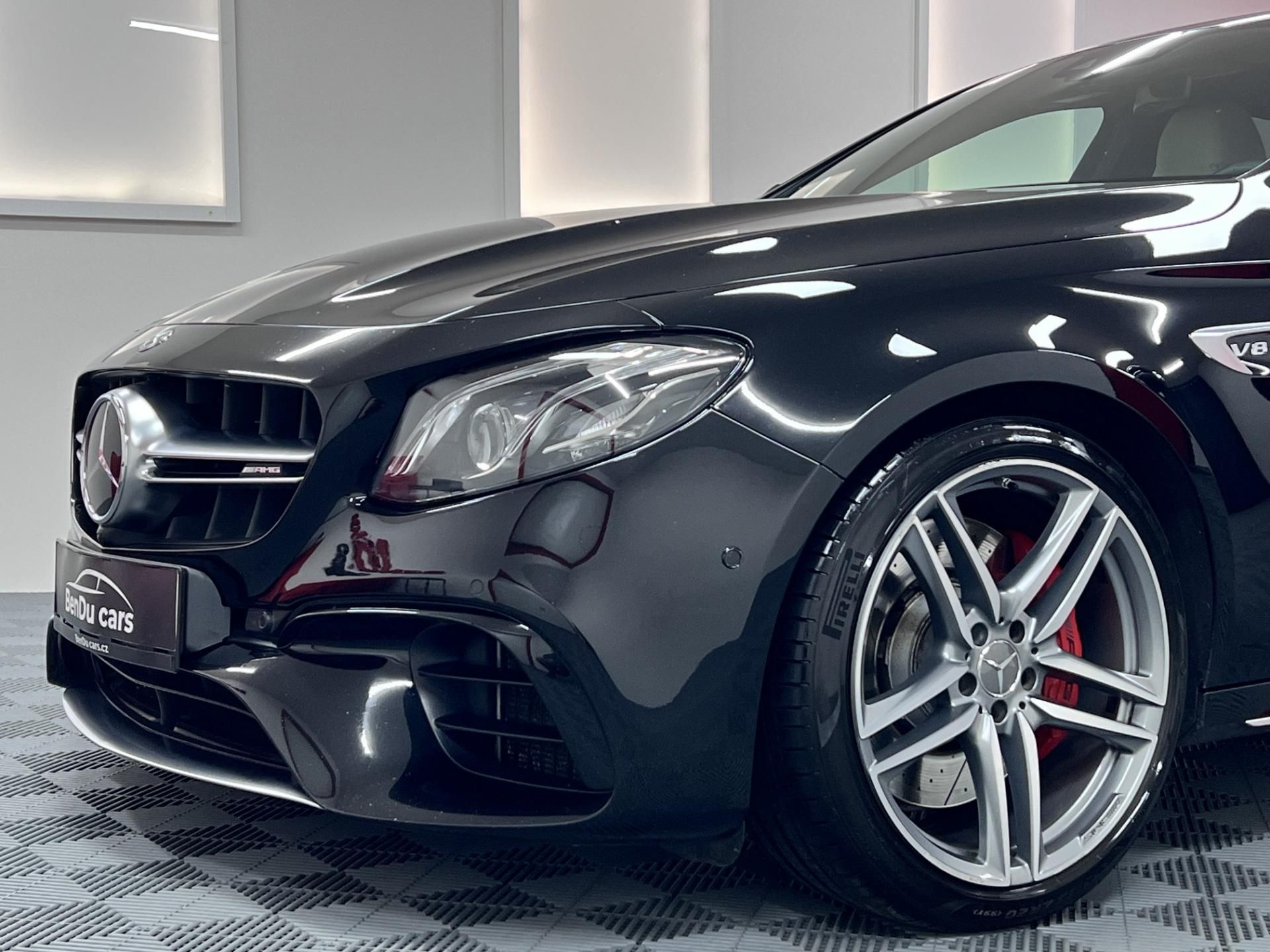 Mercedes-Benz Třídy E, AMG 63 S 4.0i 450 kW - fotka 5