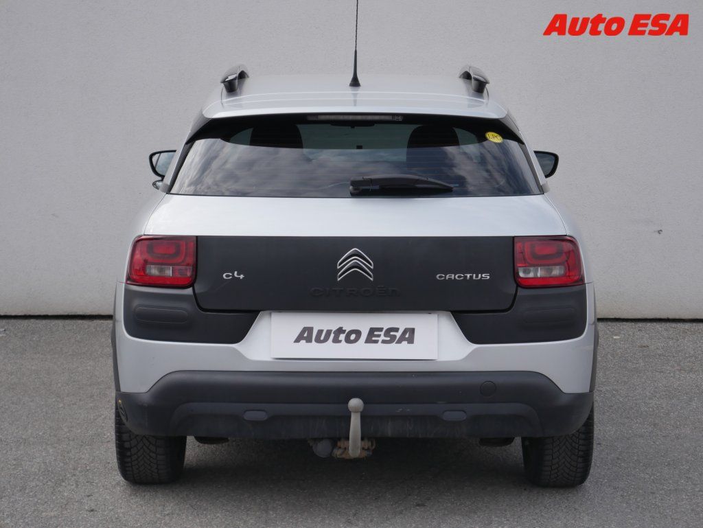 Citroën C4 Cactus, 1.2 VTi,ČR,AC,TZ - fotka 5