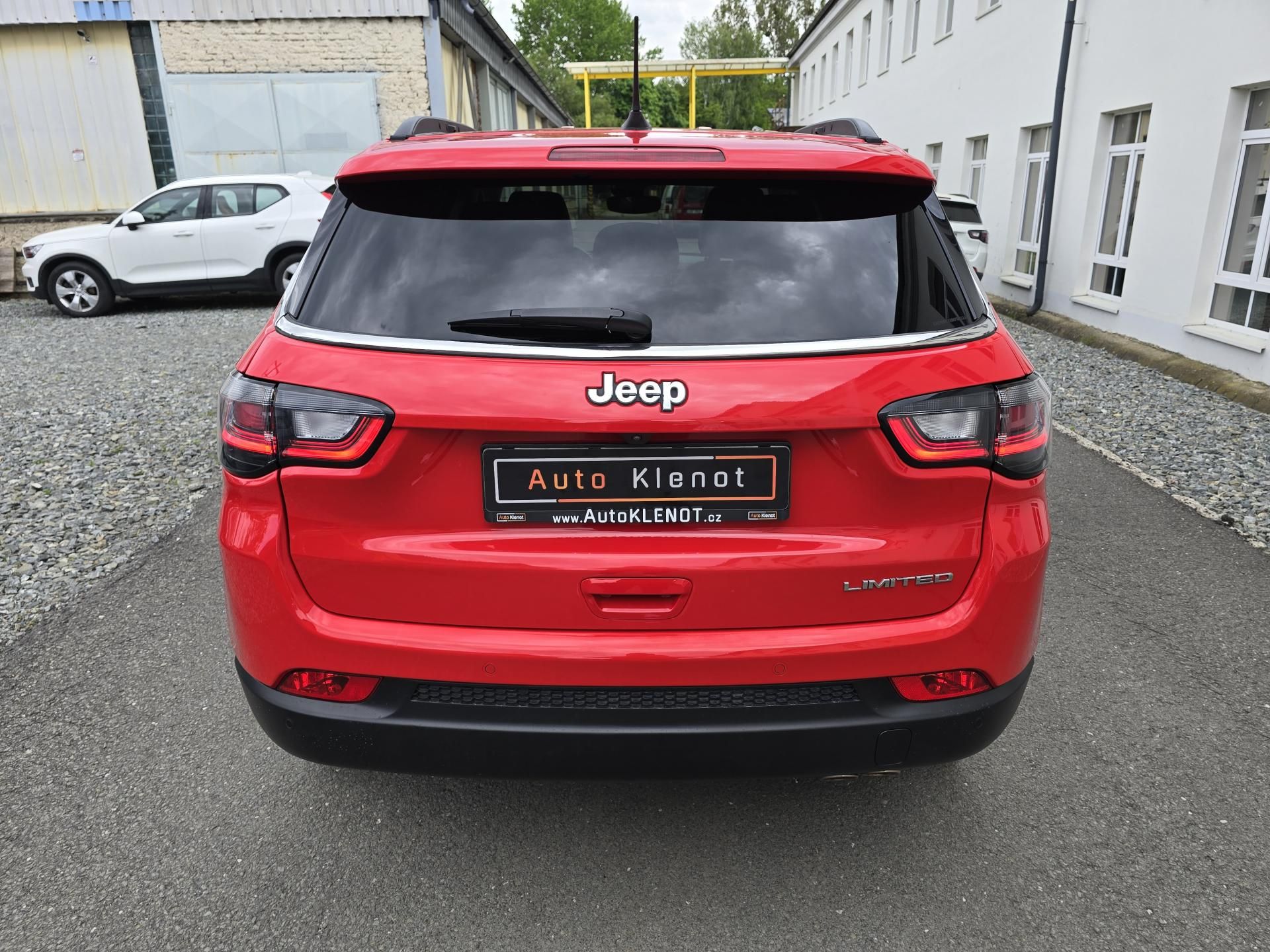 Jeep Compass, 1.3 110kW LIMITED KAMERA+NAVI - fotka 6