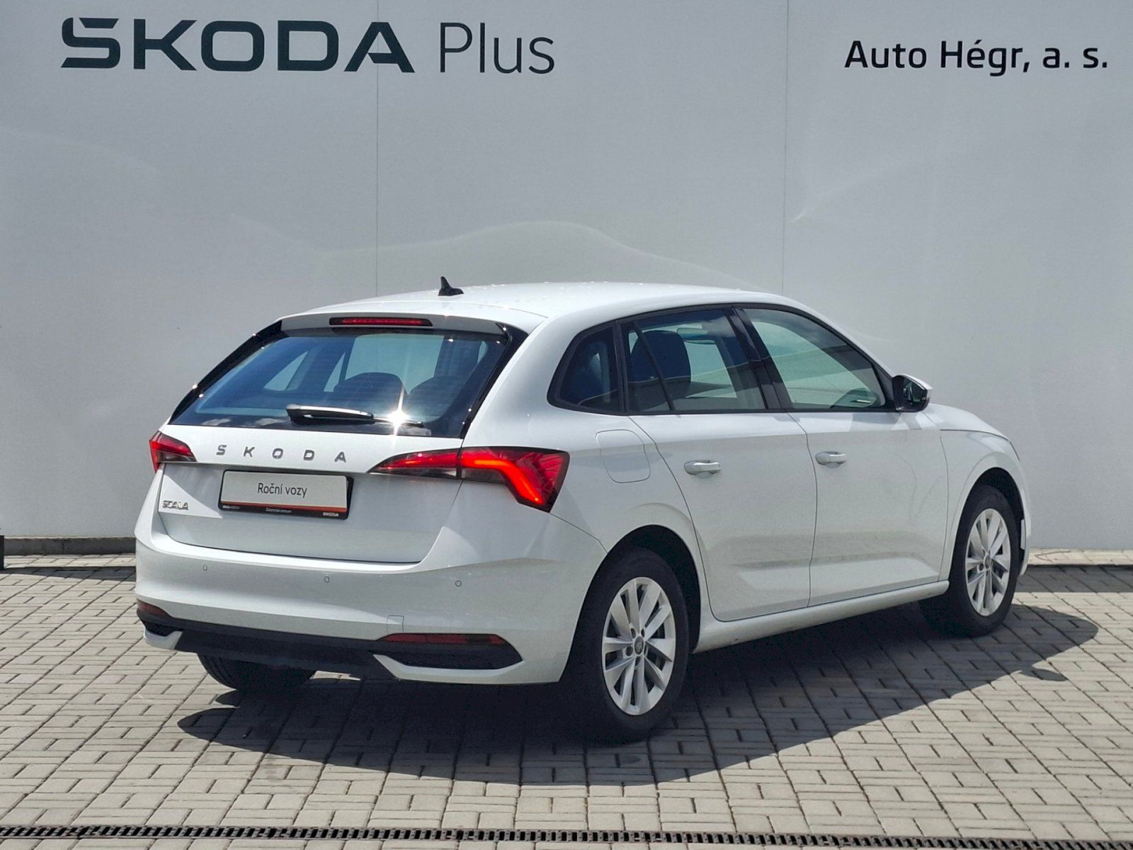 Škoda Scala, 1.0 TSI 85kW Top Selection - fotka 2