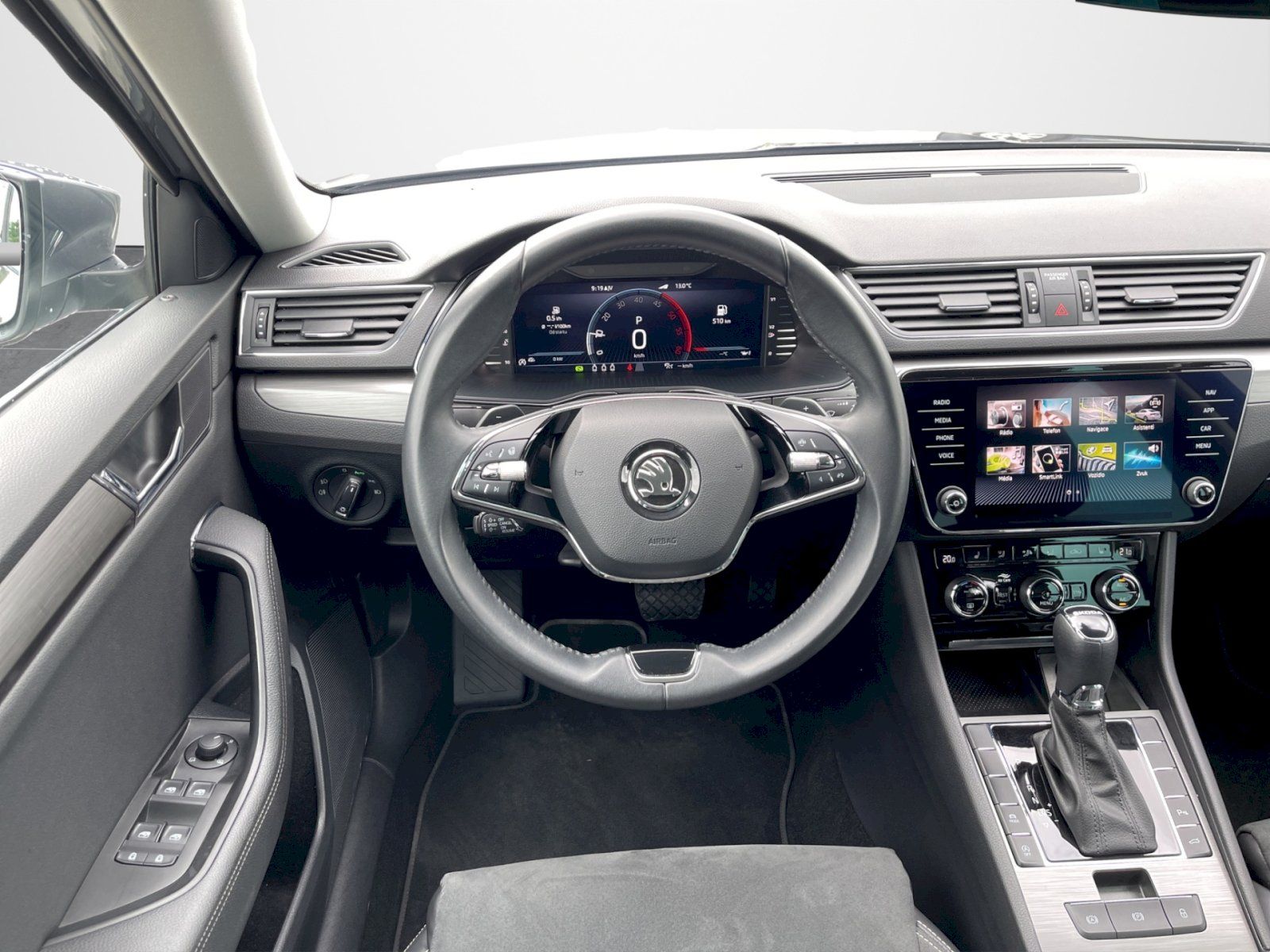 Škoda Superb, 2.0 TDI 110kW DSG Style Plus c - fotka 6