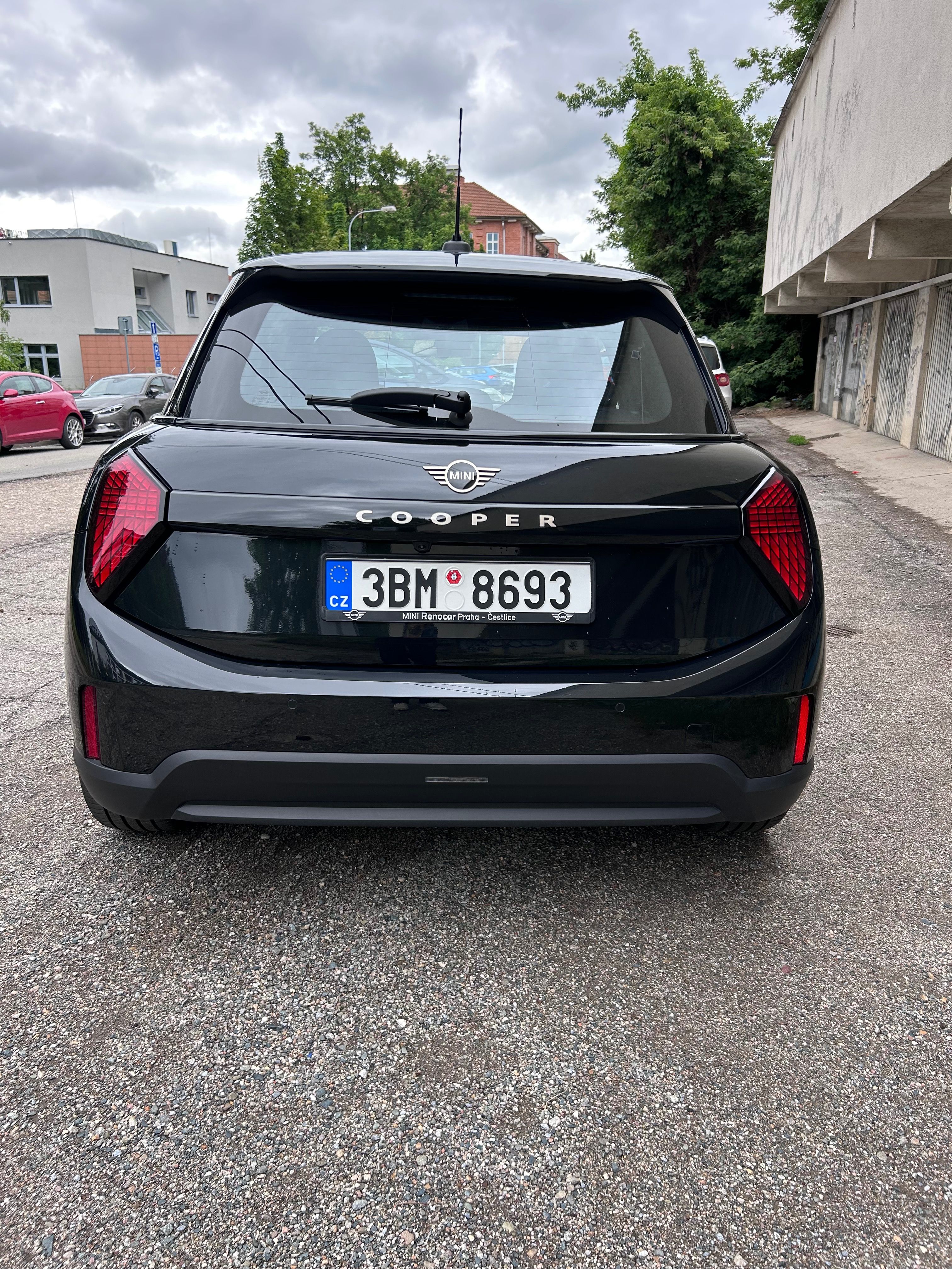 Mini Cooper, MINI C 5-door - fotka 4