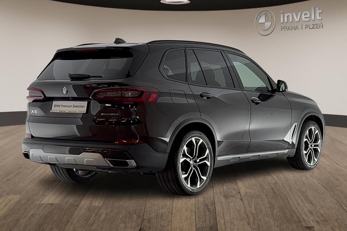 BMW X5, xDrive30d - fotka 3