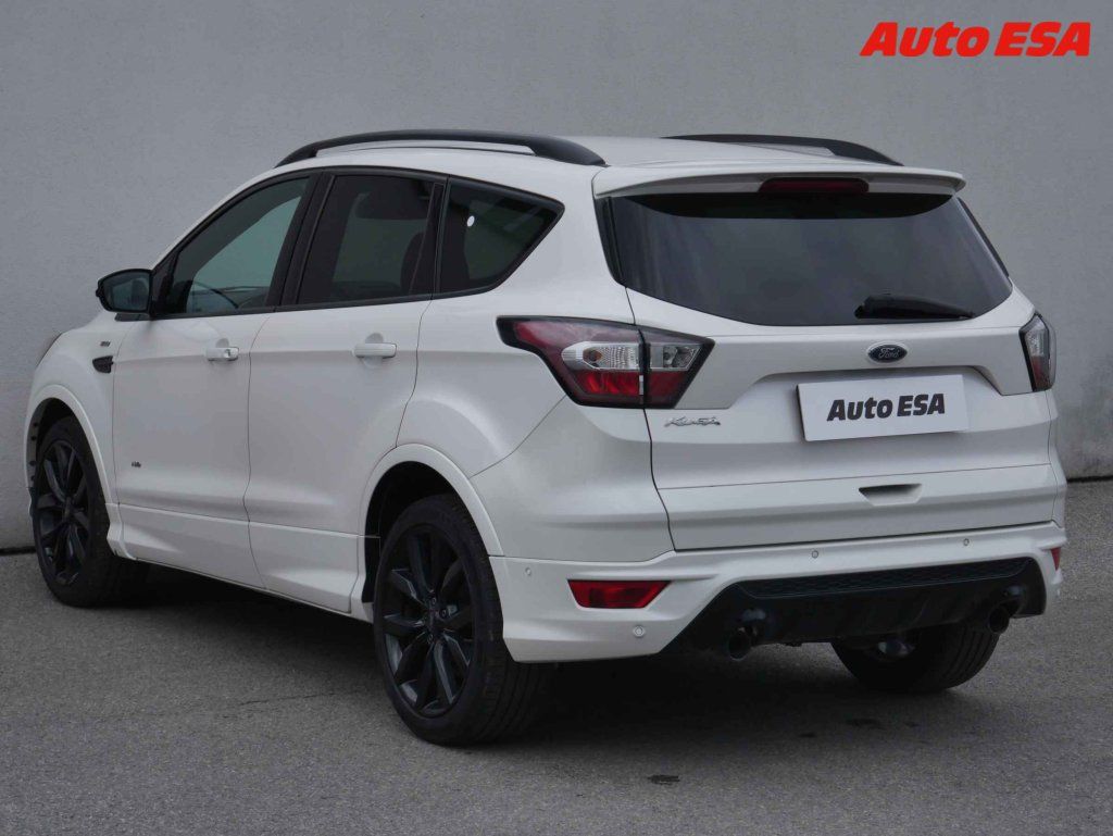 Ford Kuga, 2.0 TDCi 4x4,ČR,ST-Line - fotka 6