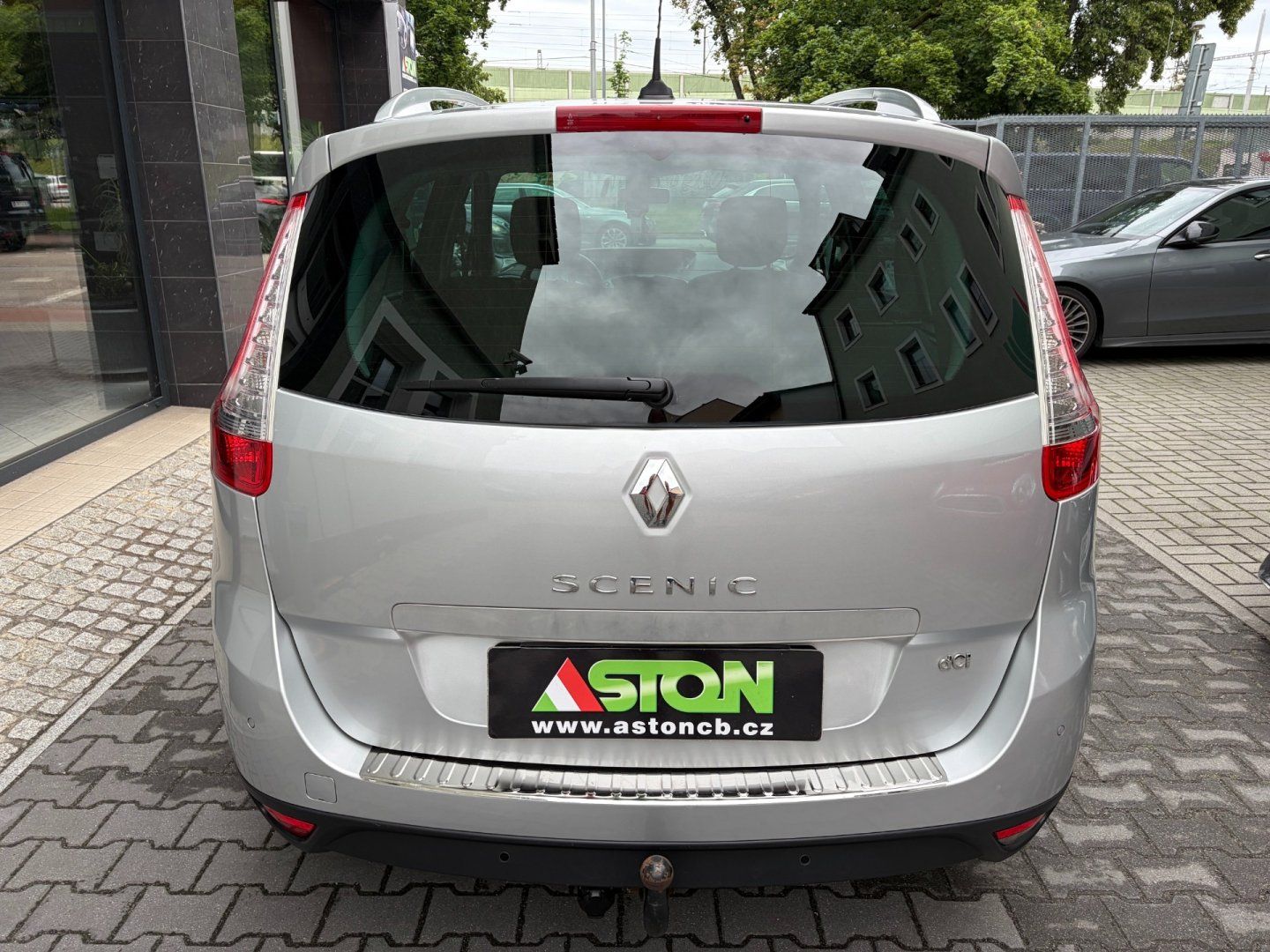 Renault Grand Scénic, 1,5 Dci 81kW, seviska, navi - fotka 5