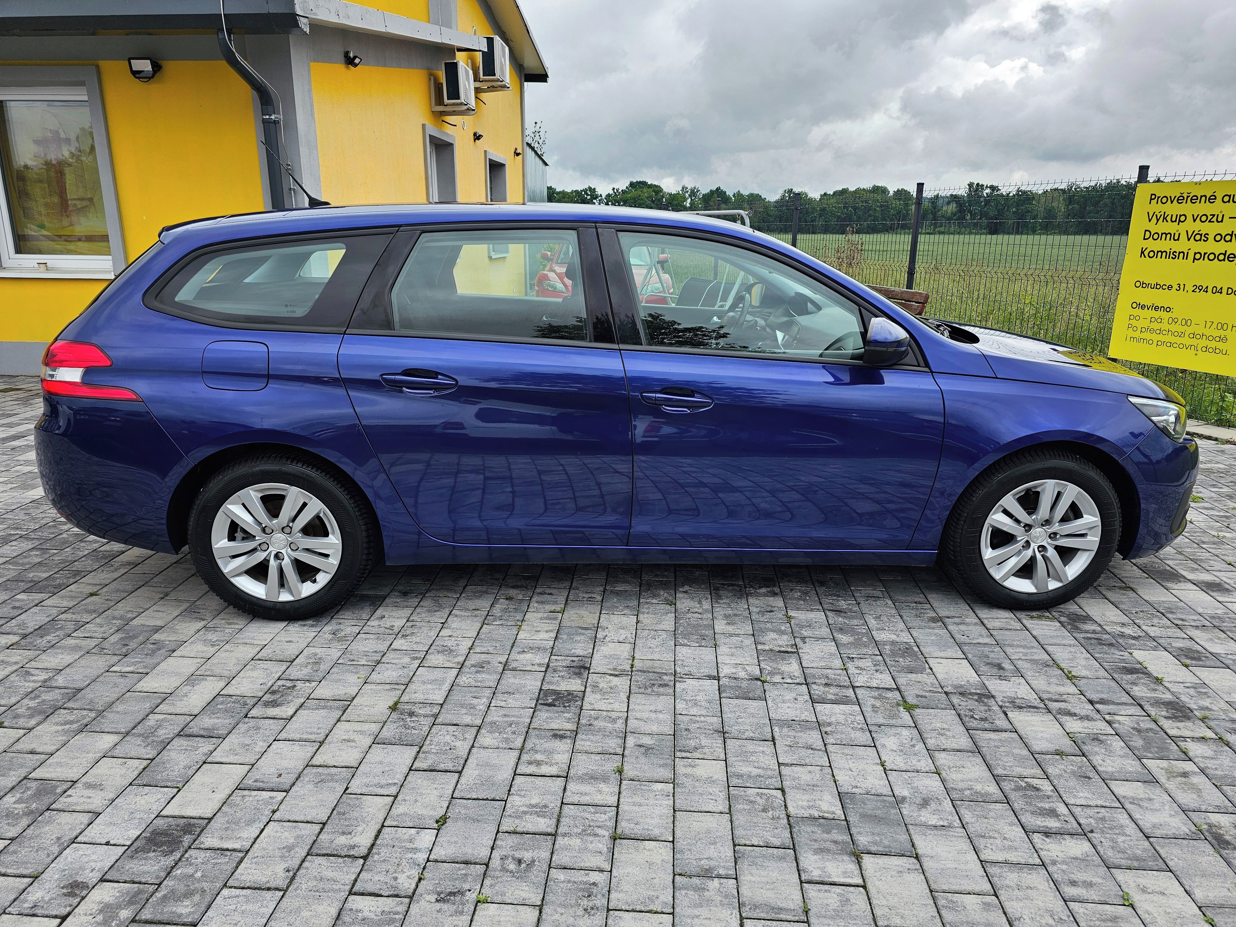 Peugeot 308, SW 1.5 HDI 96KW, odp. DPH - fotka 4