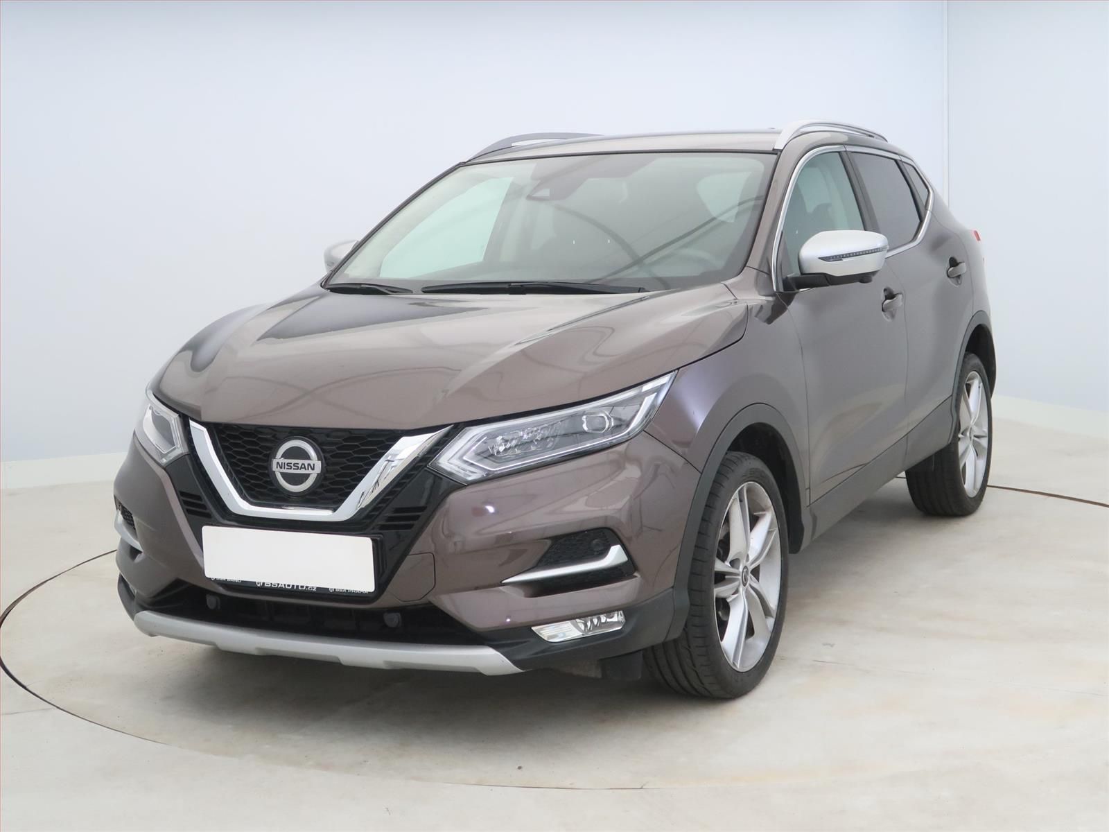 Nissan Qashqai, 1.3 DIG-T, Serv.kniha, Navi - fotka 2