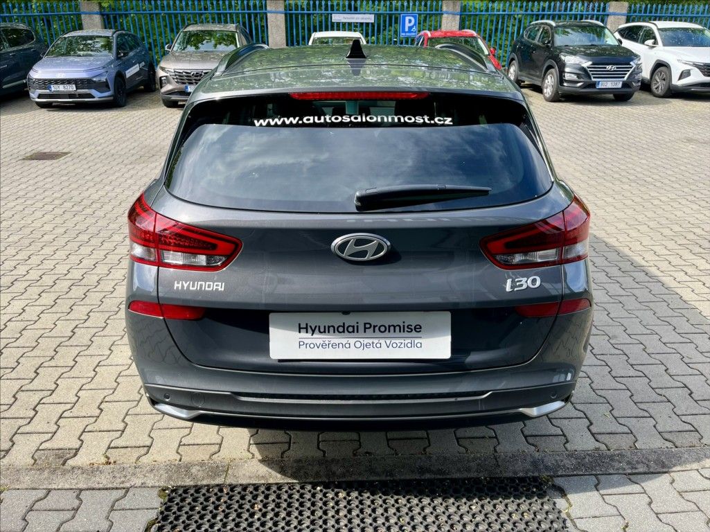 Hyundai i30, 1,5 T-GDi kombi  Style - fotka 6