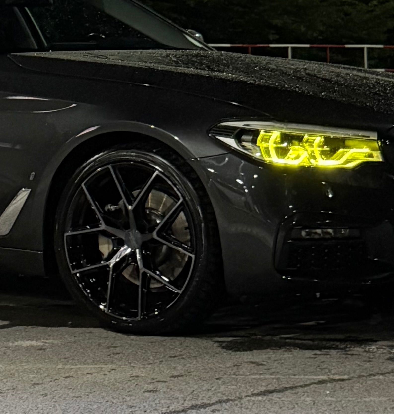 BMW Řada 5, 530e iPerformance, Mpaket